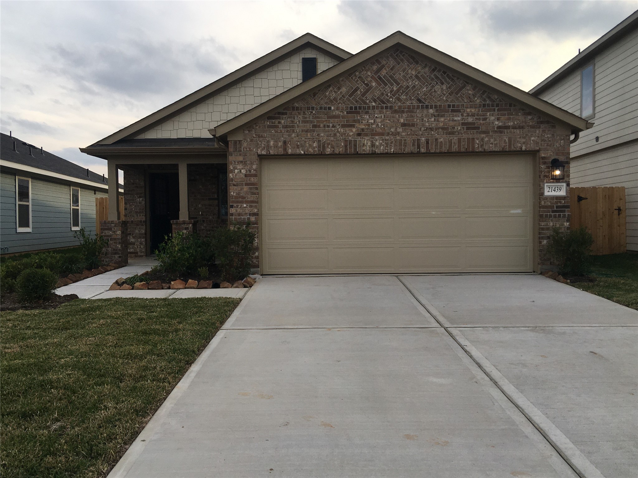 21439 Bluebonnet Cove Court Property Photo