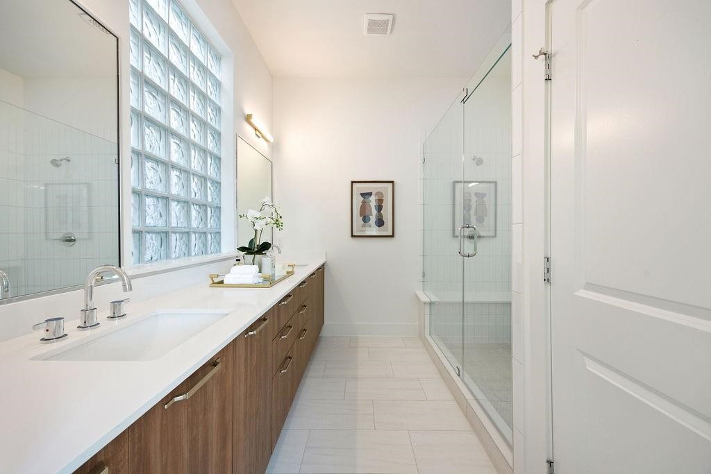 1713 Mary Street Property Photo 25