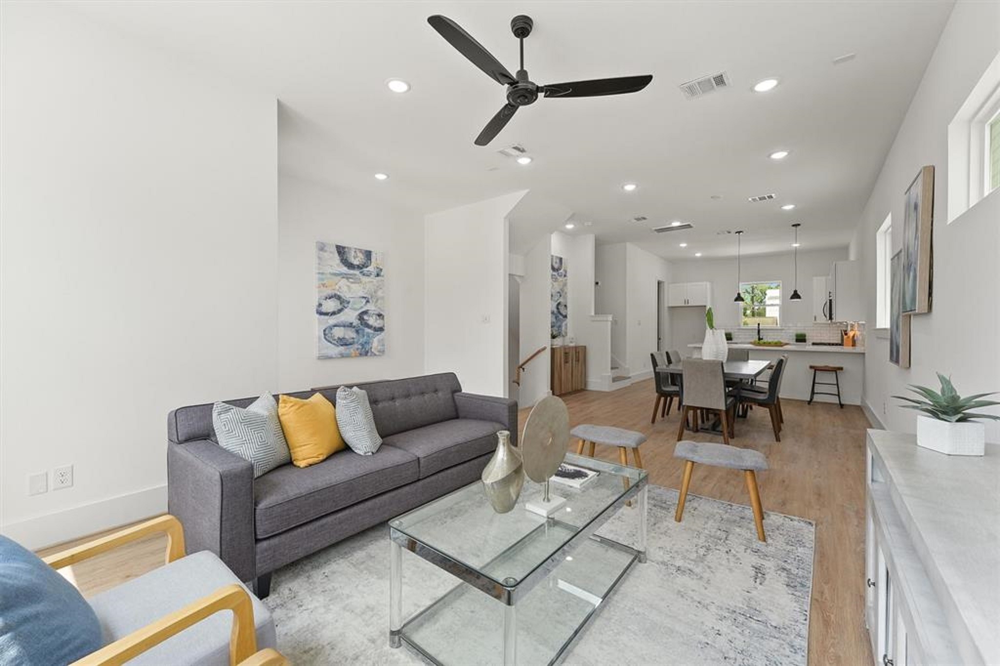 1207 Cavalcade Street C Property Photo 6