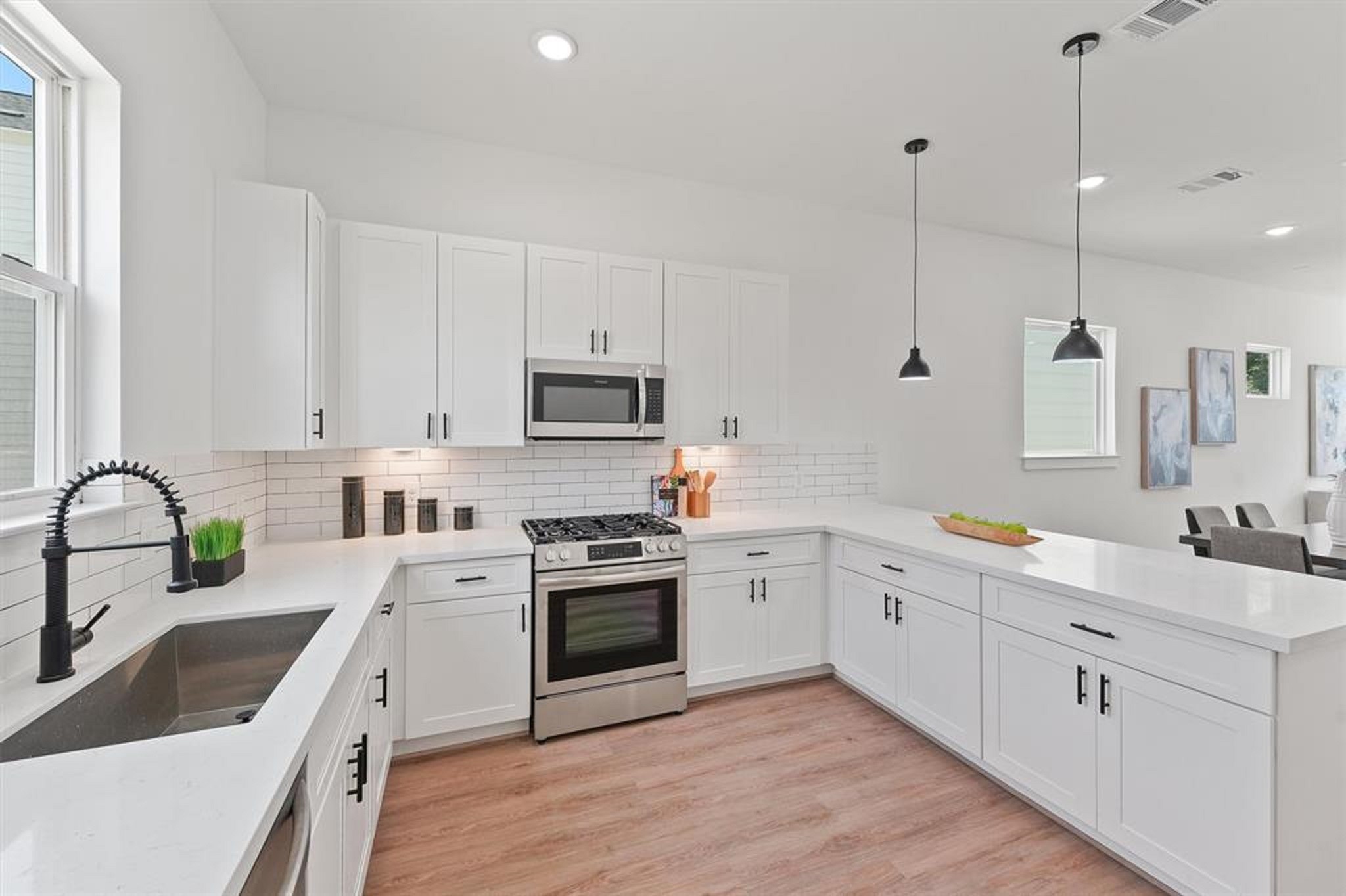 1207 Cavalcade Street C Property Photo 11