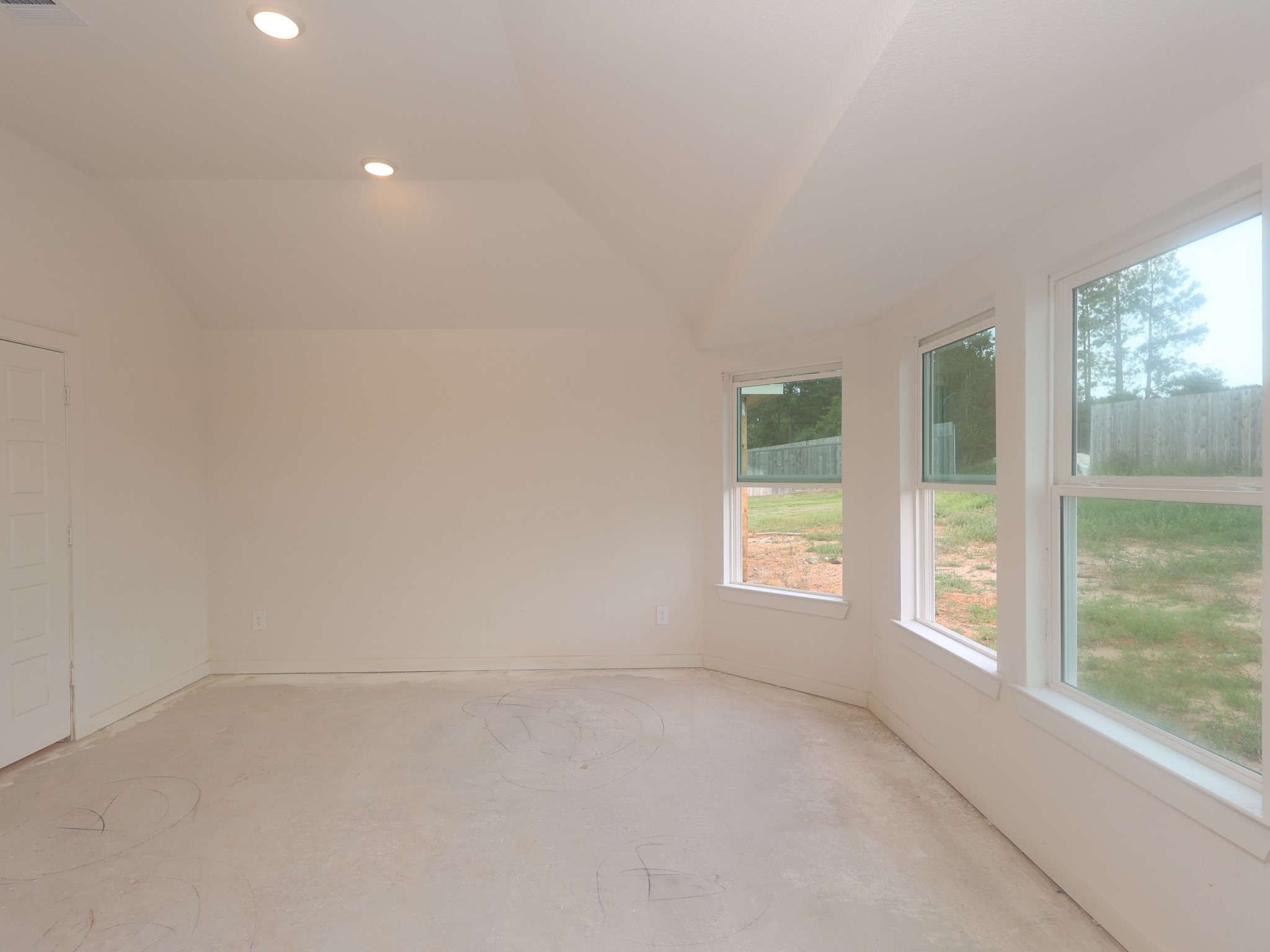 629 Falling Cave Drive Property Photo 6