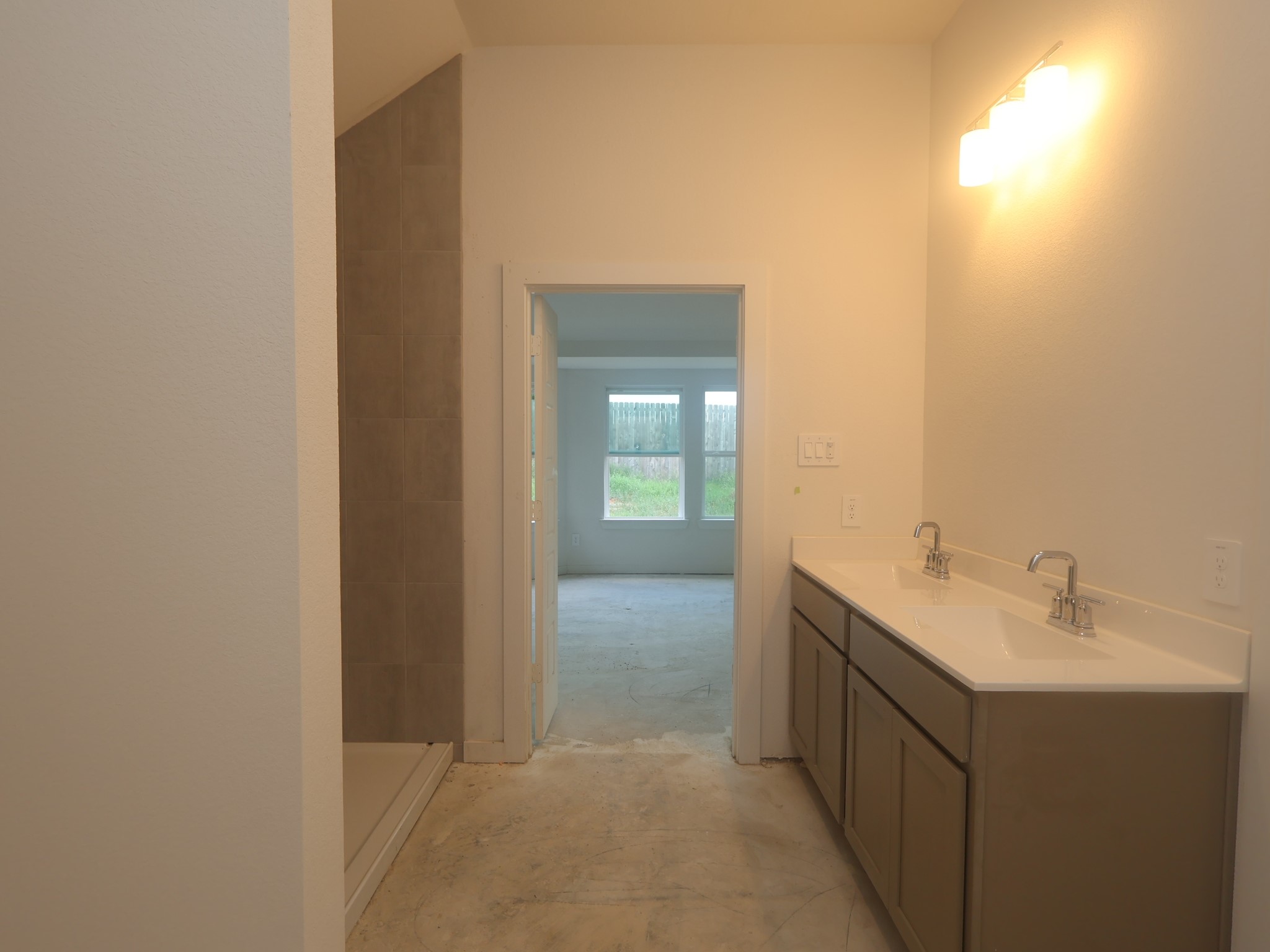 629 Falling Cave Drive Property Photo 7