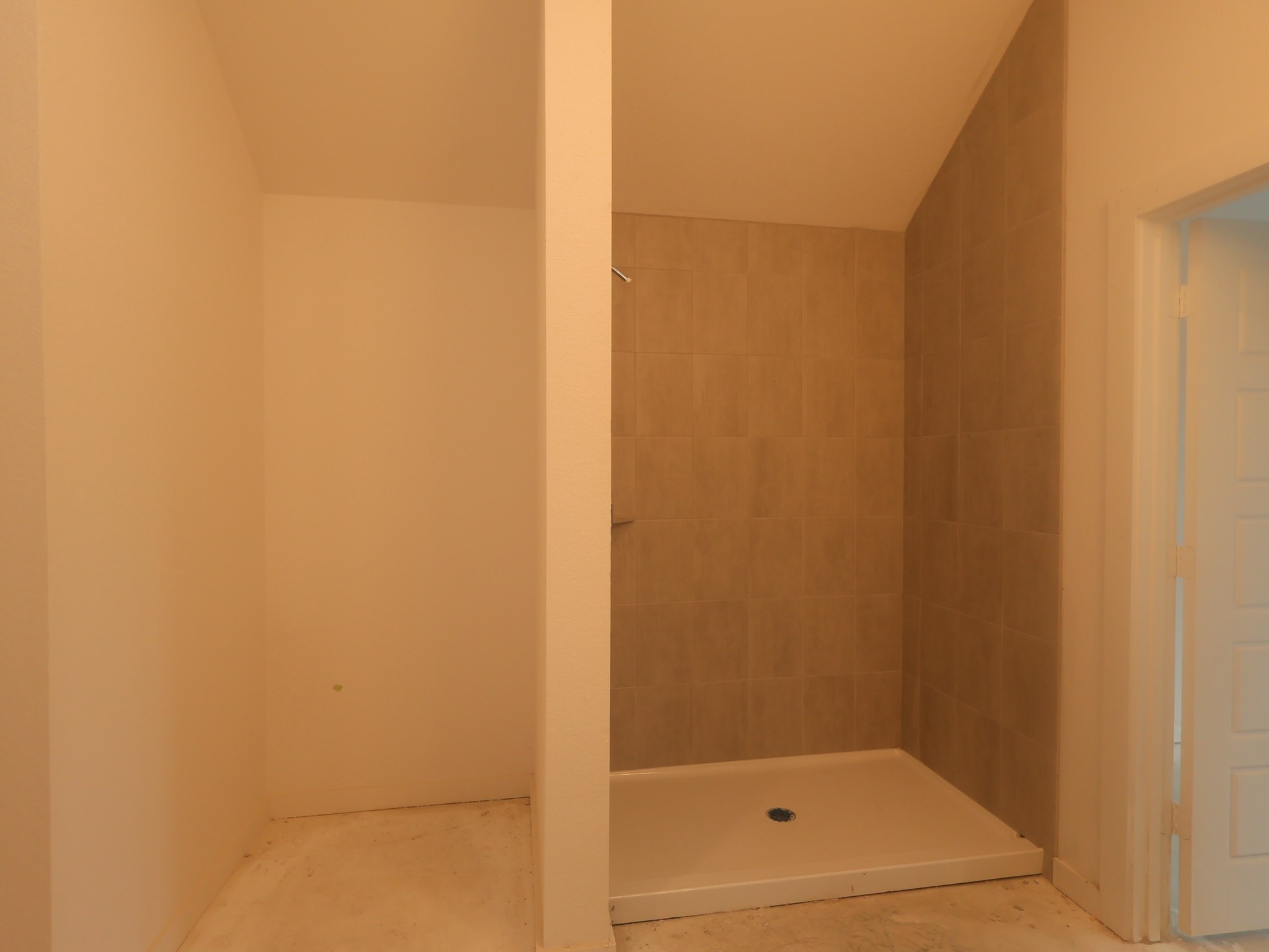 629 Falling Cave Drive Property Photo 8