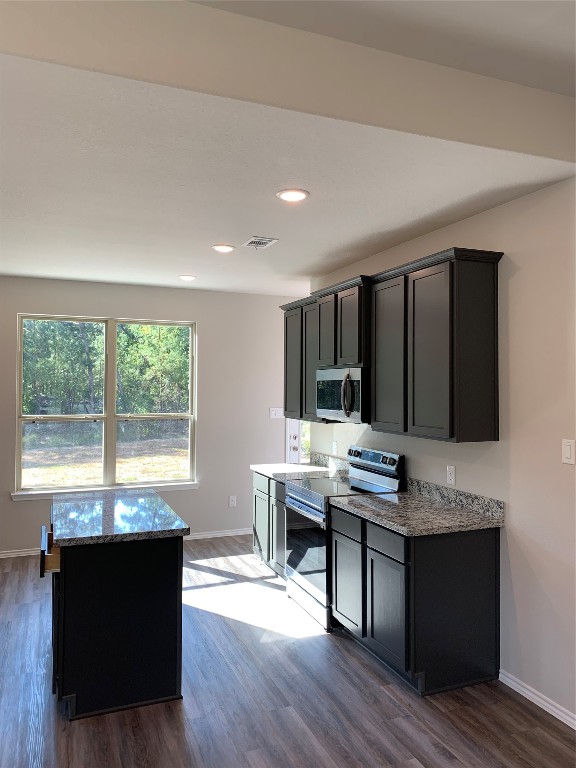 15671 Oak Drive Property Photo 7