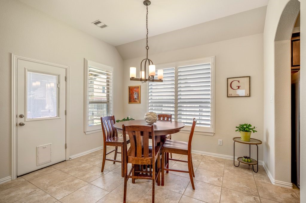 7918 Shadow Dance Lane Property Photo 18