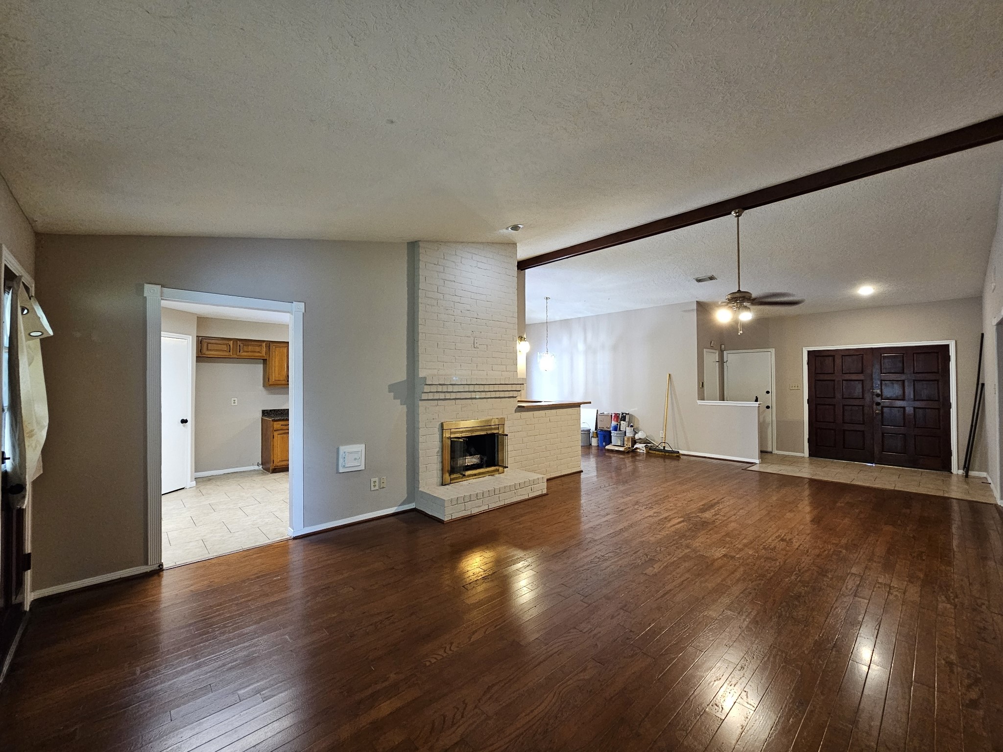 5619 Fairview Forest Drive Property Photo 3