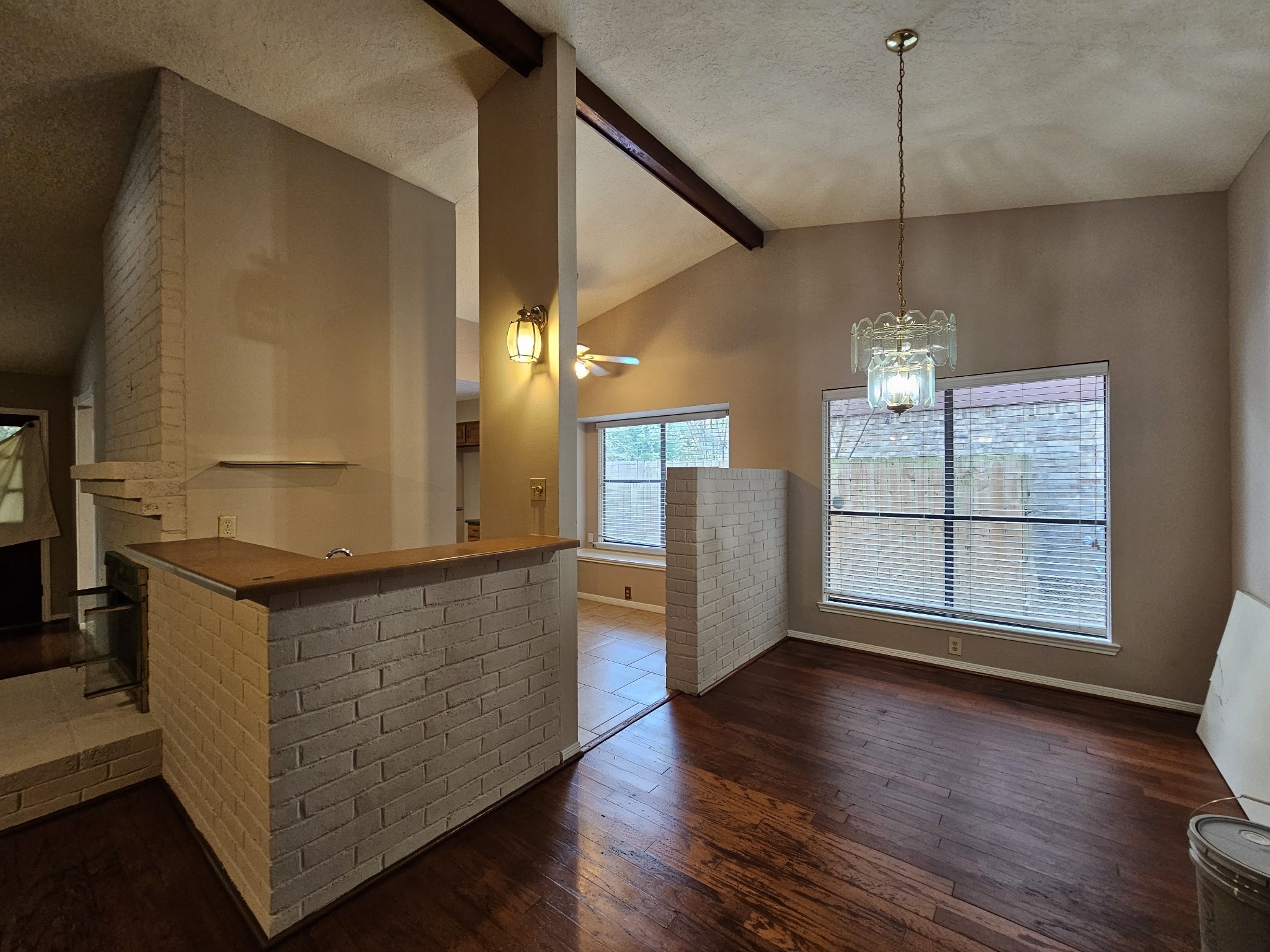 5619 Fairview Forest Drive Property Photo 4