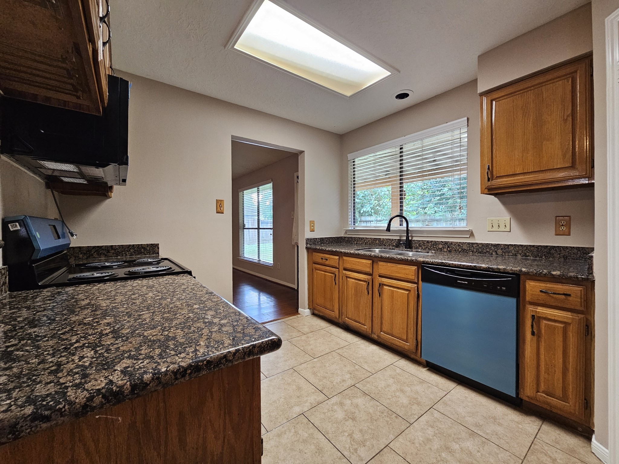 5619 Fairview Forest Drive Property Photo 7