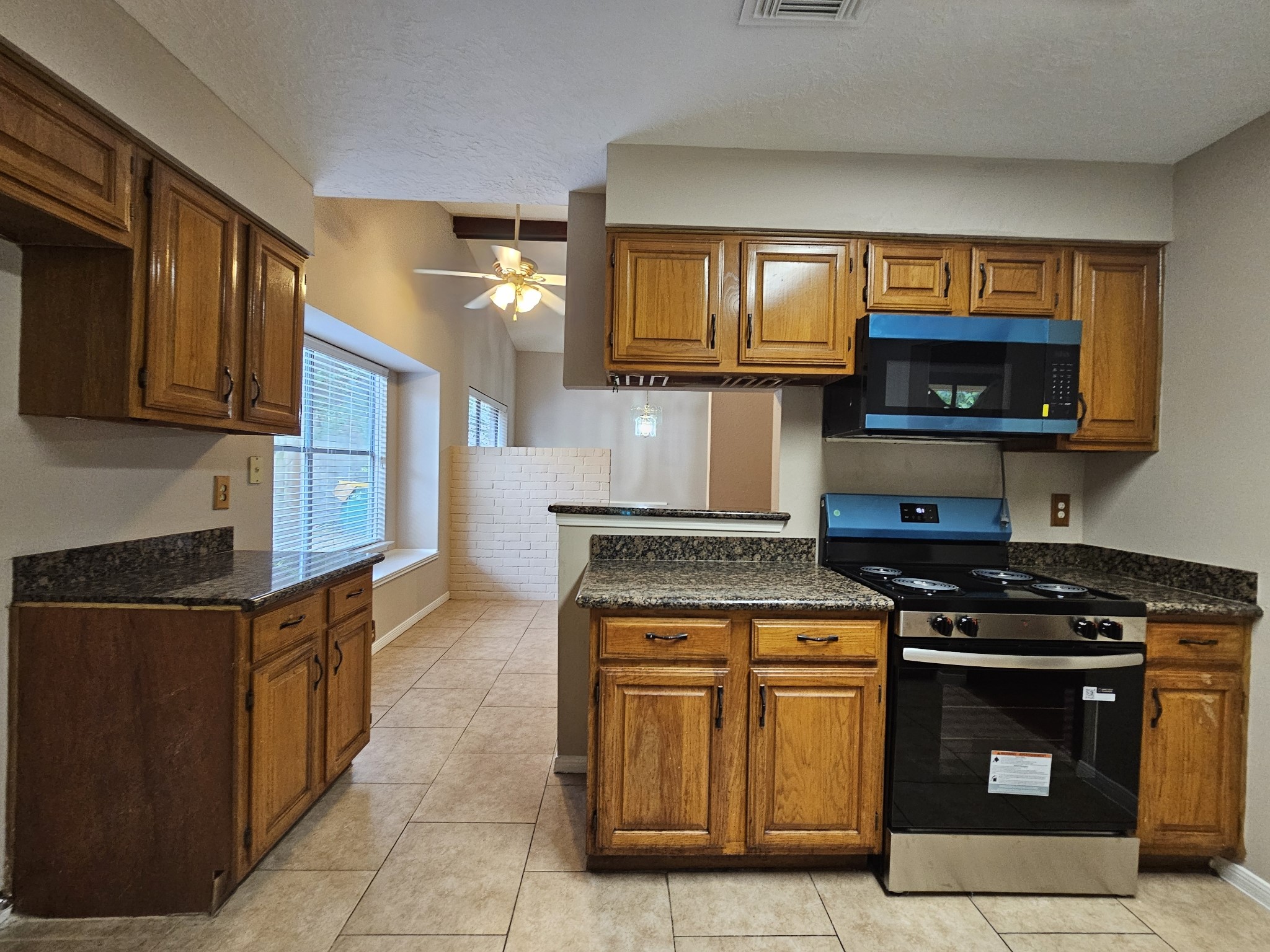 5619 Fairview Forest Drive Property Photo 8