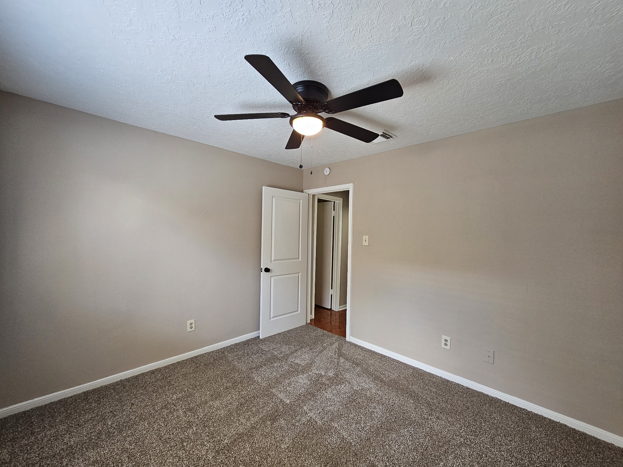 5619 Fairview Forest Drive Property Photo 12