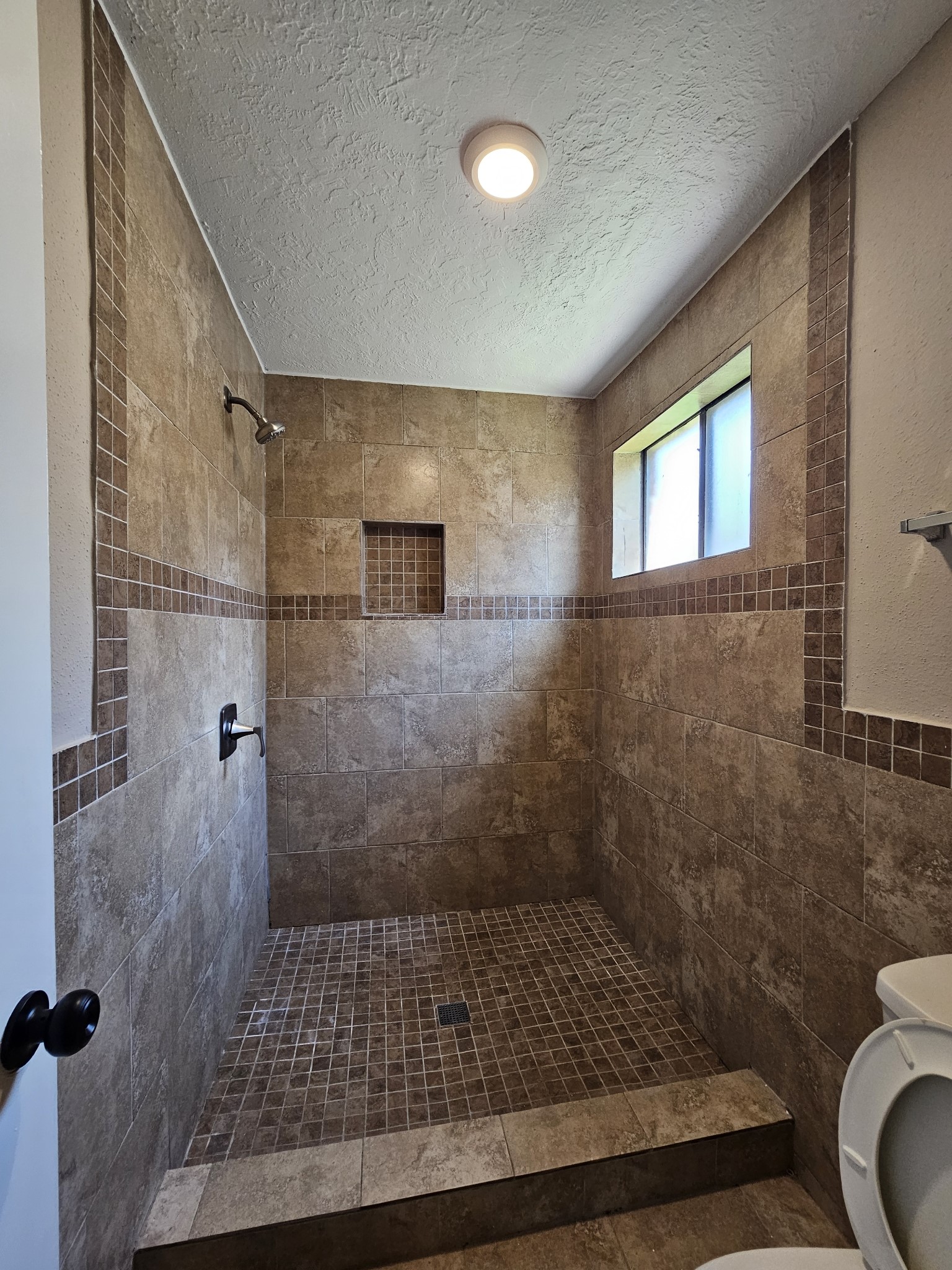 5619 Fairview Forest Drive Property Photo 15