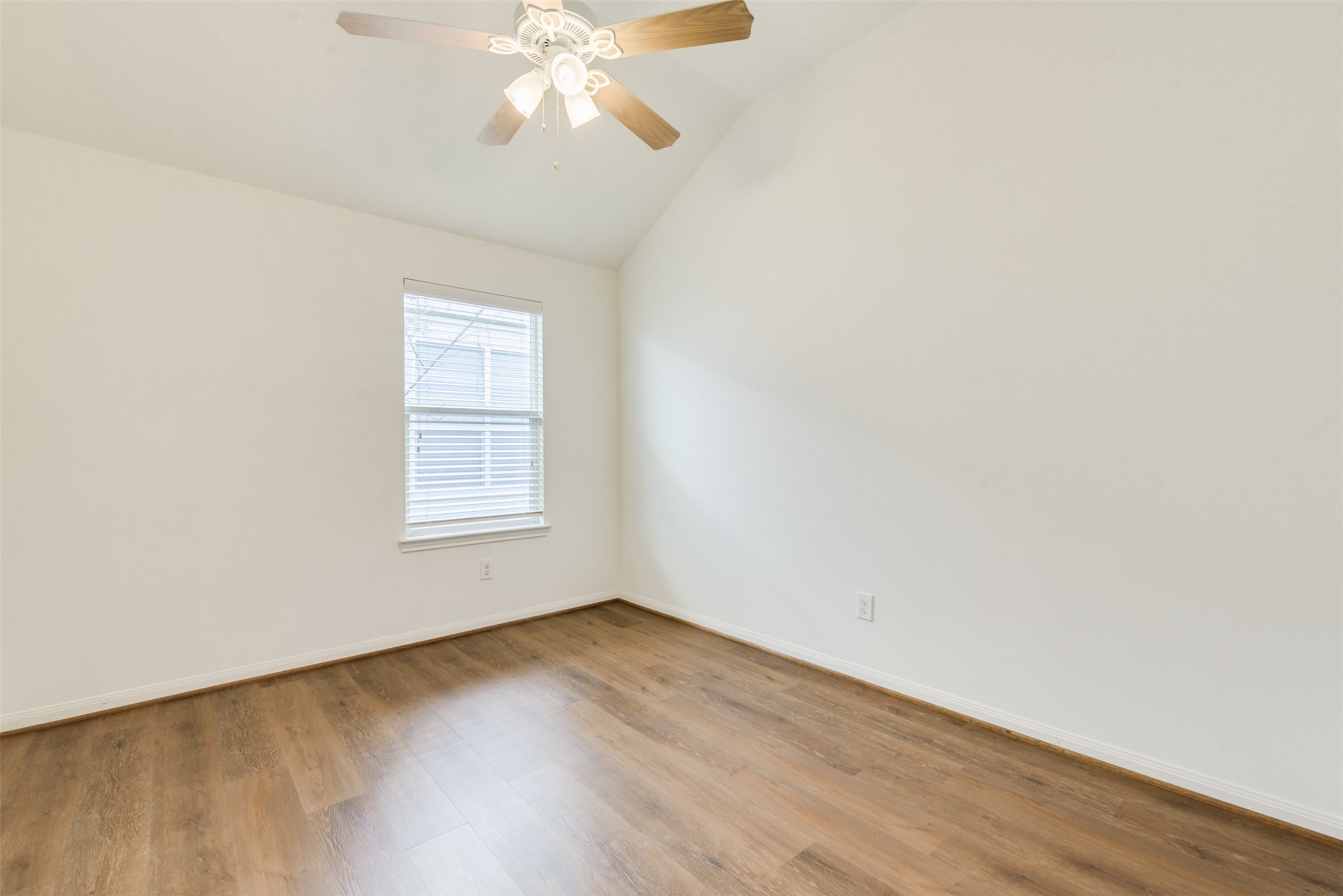 3426 Lily Ranch Drive Property Photo 23