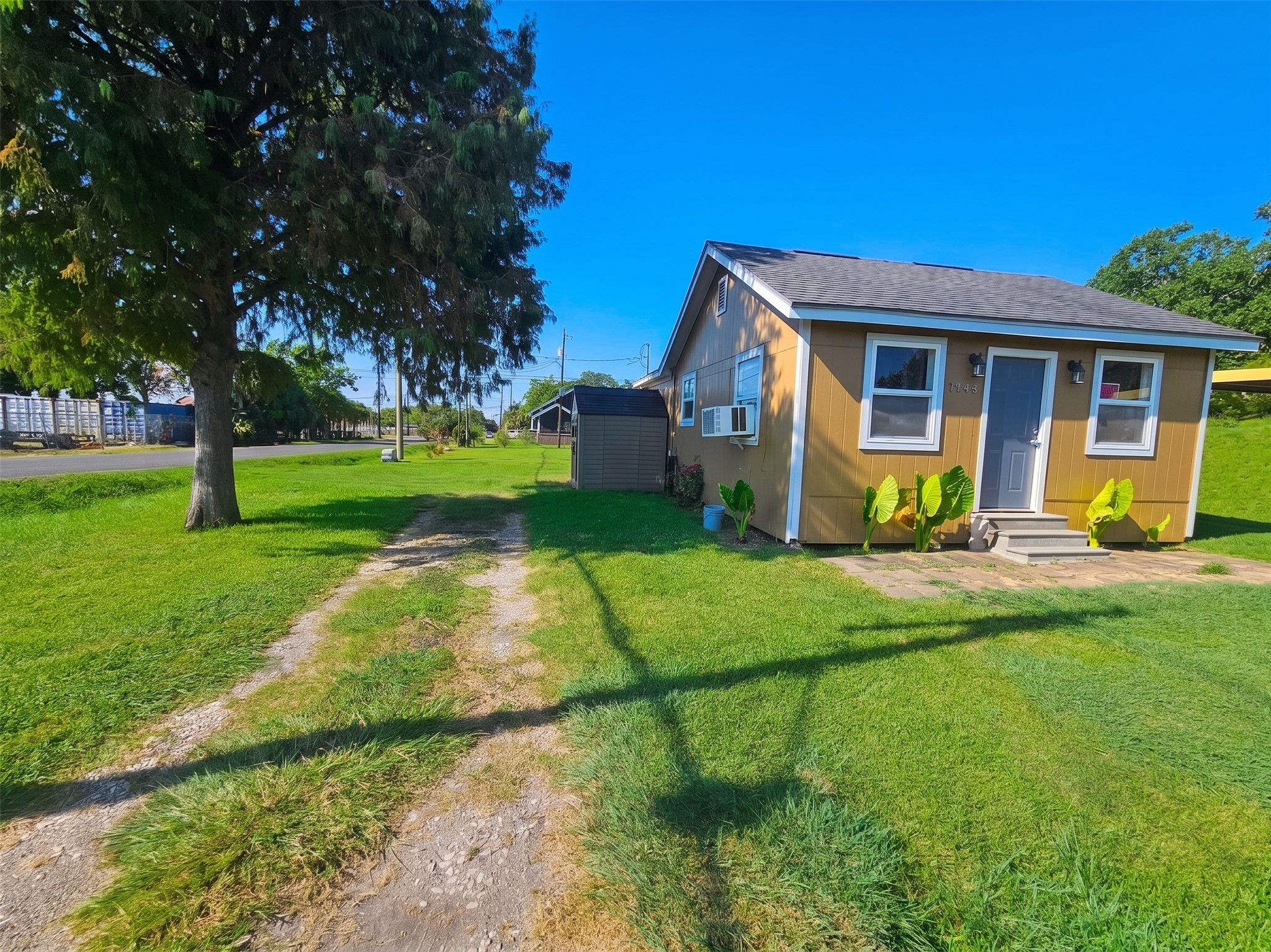 3440 Texas Avenue Property Photo 2