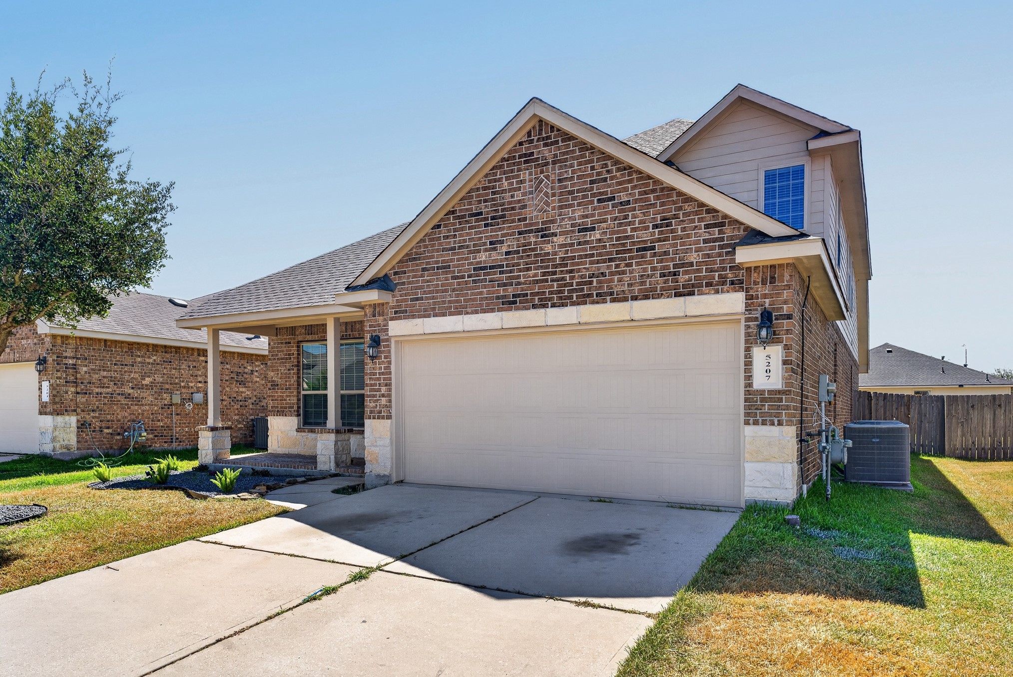 5207 Appleton Meadow Trace Property Photo 4
