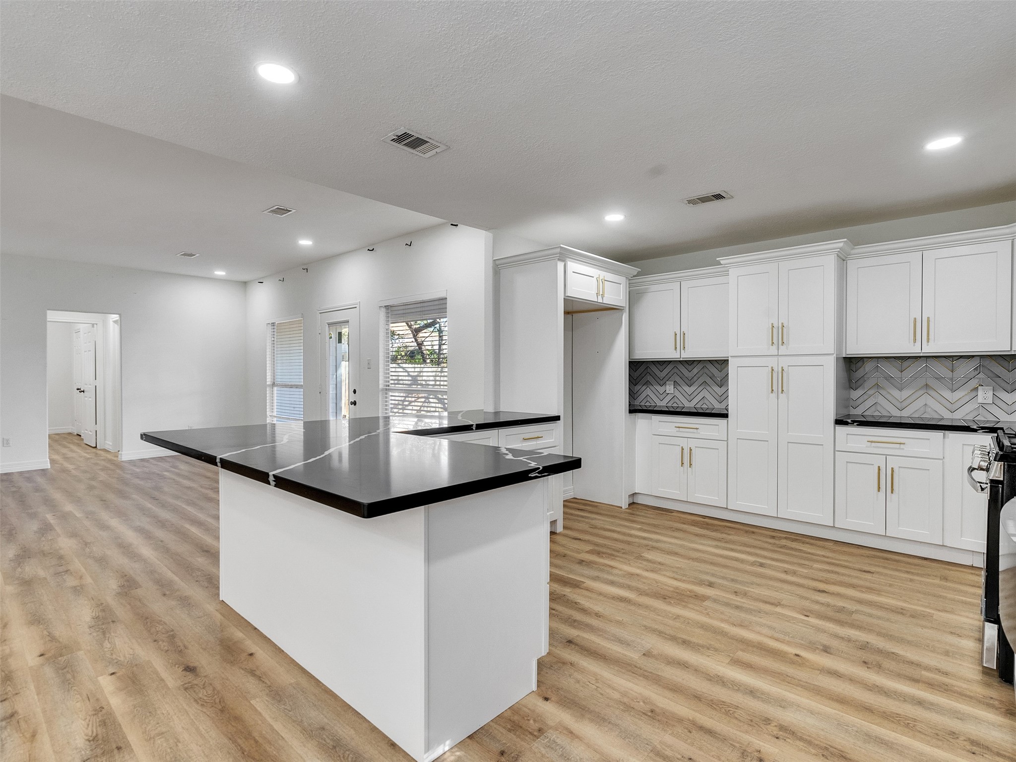 206 Doncaster Street Property Photo 19