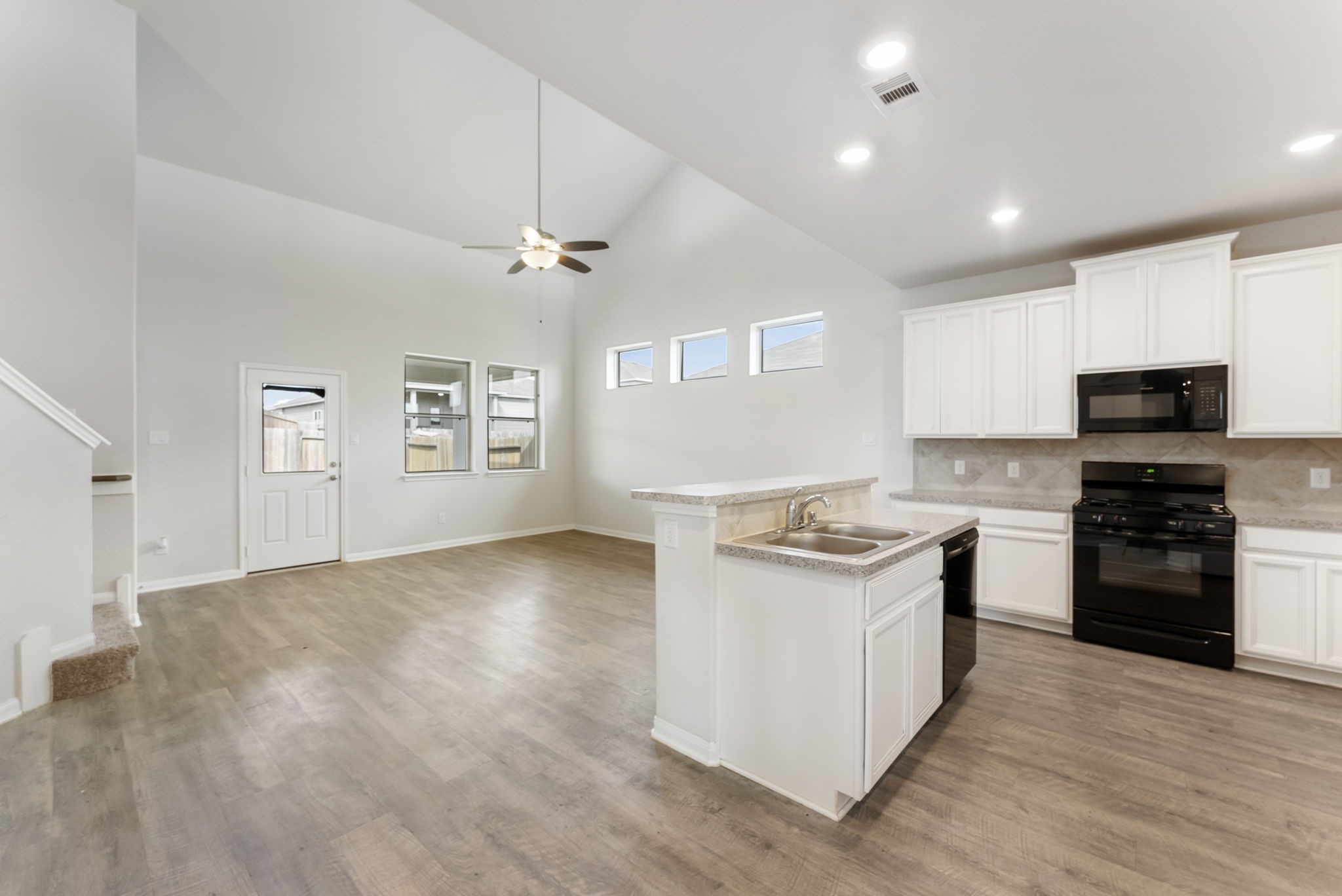11511 Marci Lane Property Photo 6
