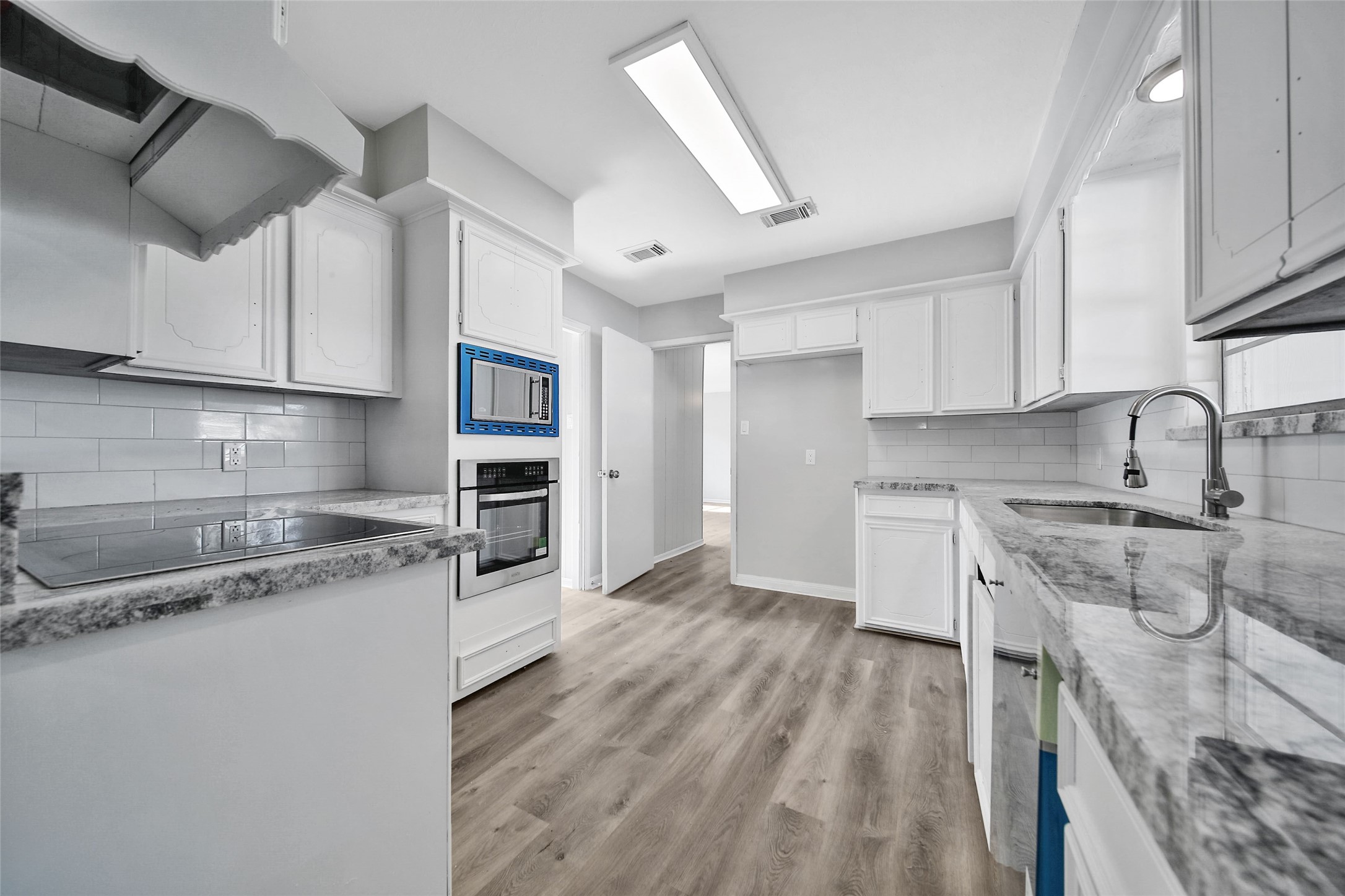 13426 Balcrest Drive Property Photo 3