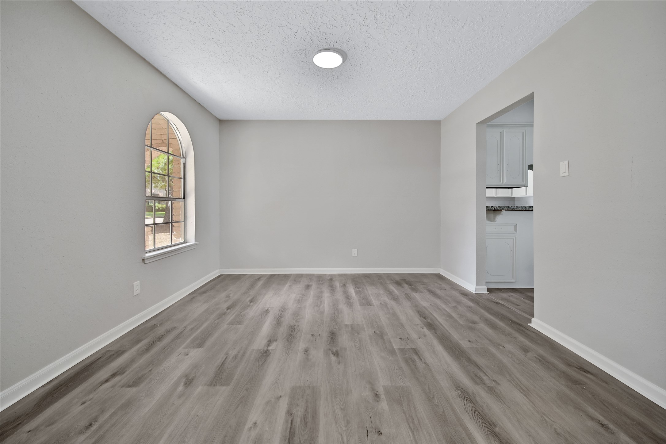 13426 Balcrest Drive Property Photo 7