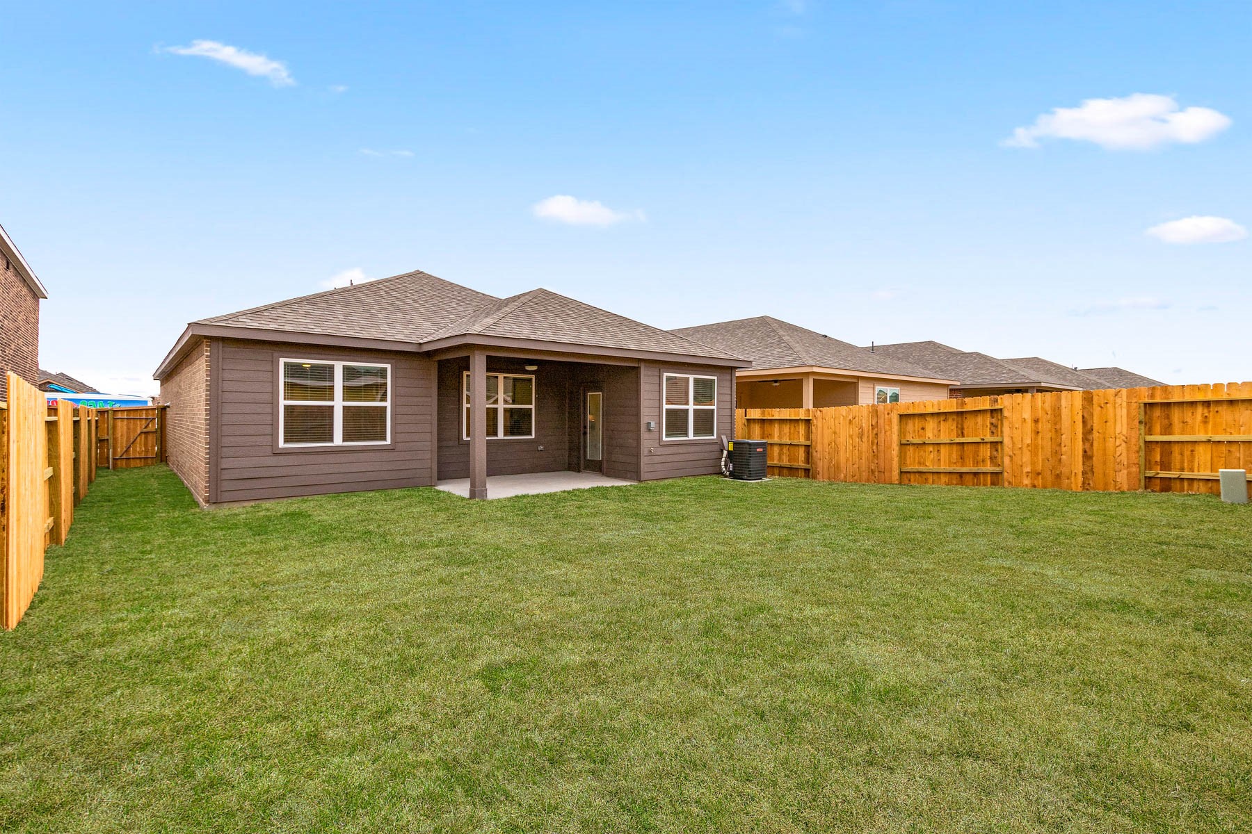 1127 Campside Drive Property Photo 2