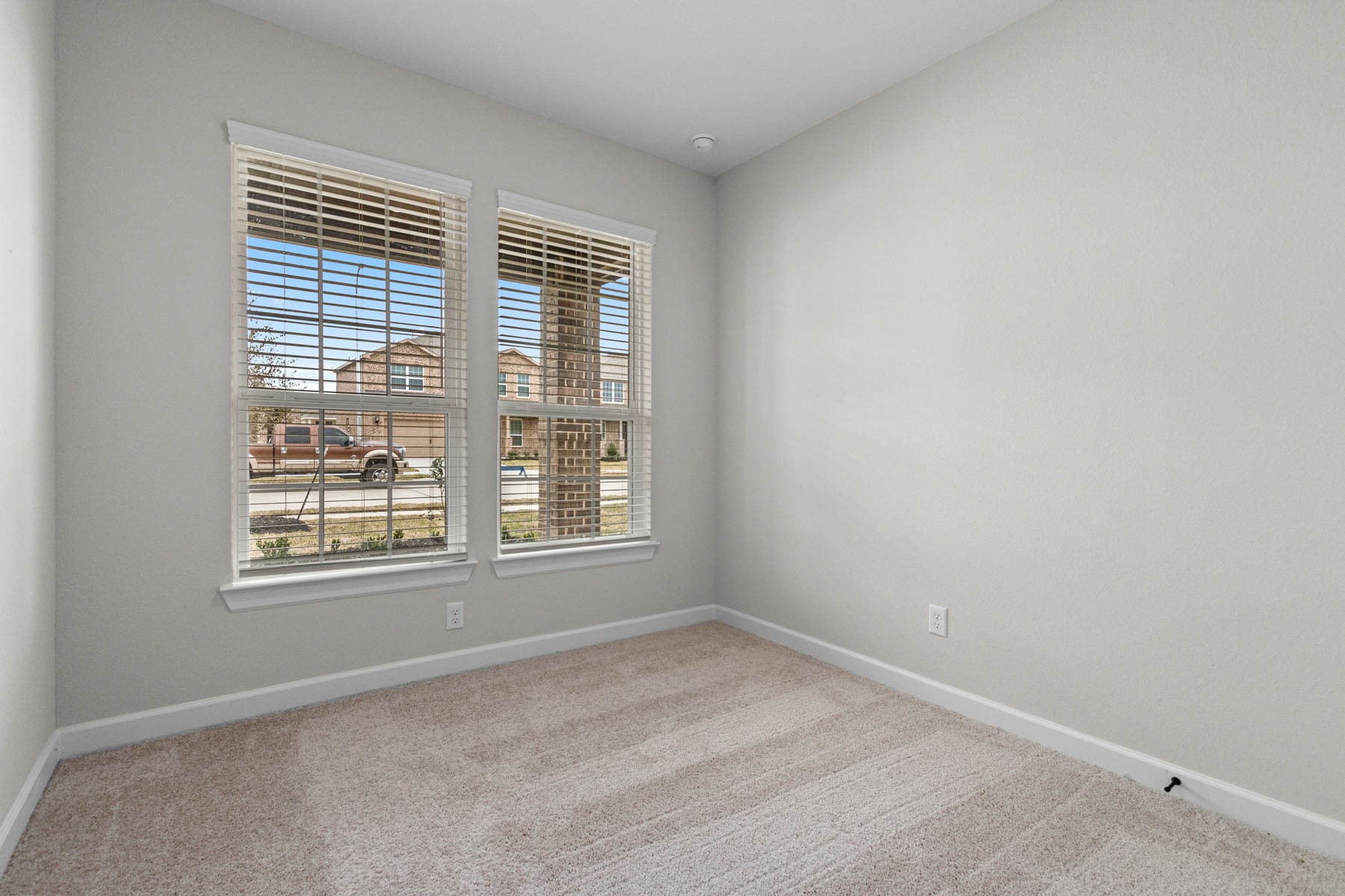 1127 Campside Drive Property Photo 13