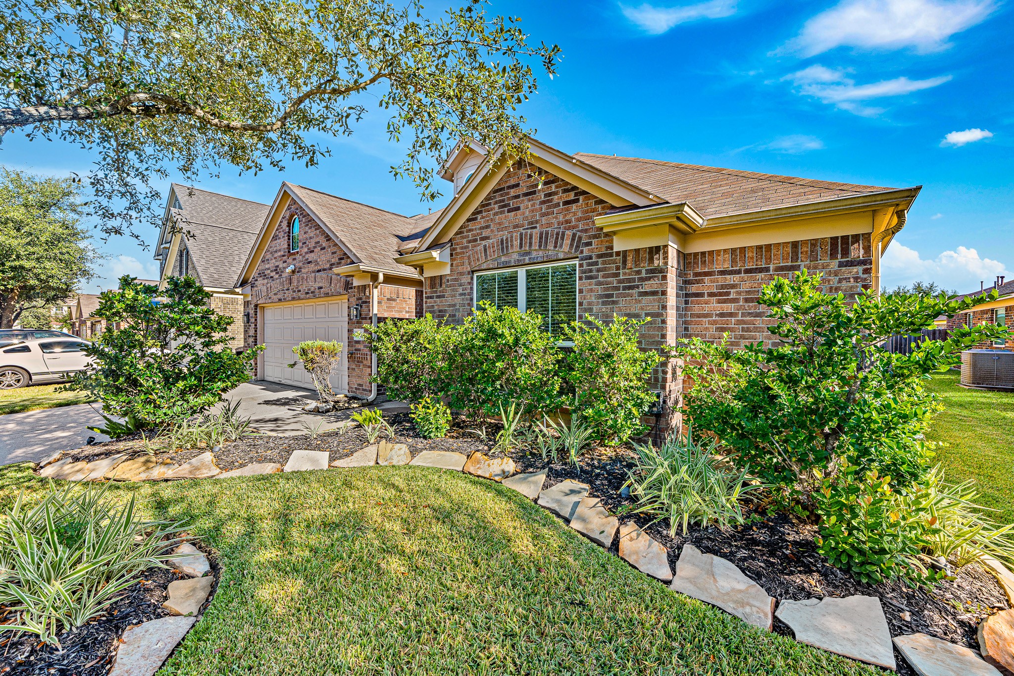 13914 Juniper Bend Lane Property Photo 3