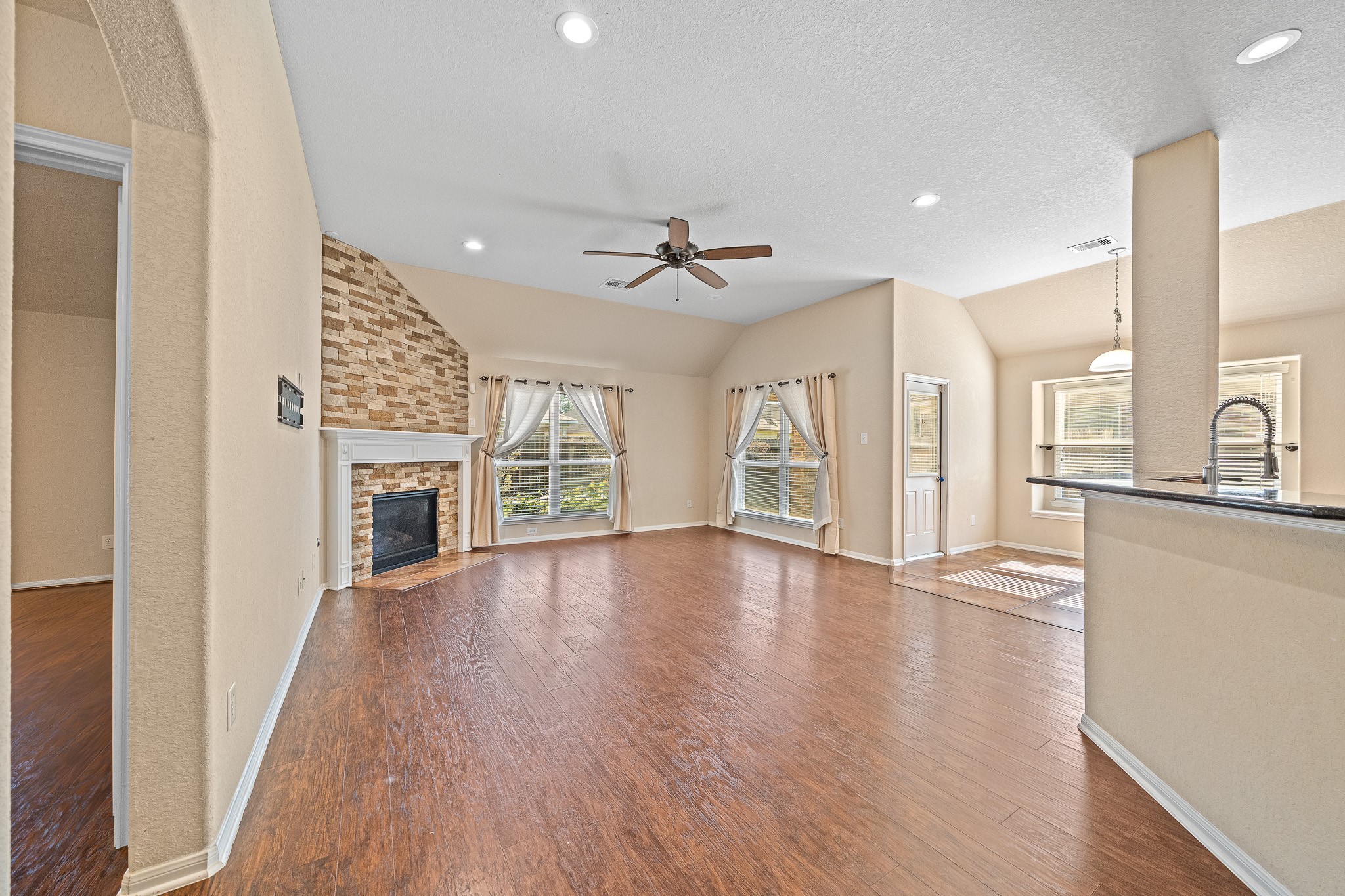 13914 Juniper Bend Lane Property Photo 16