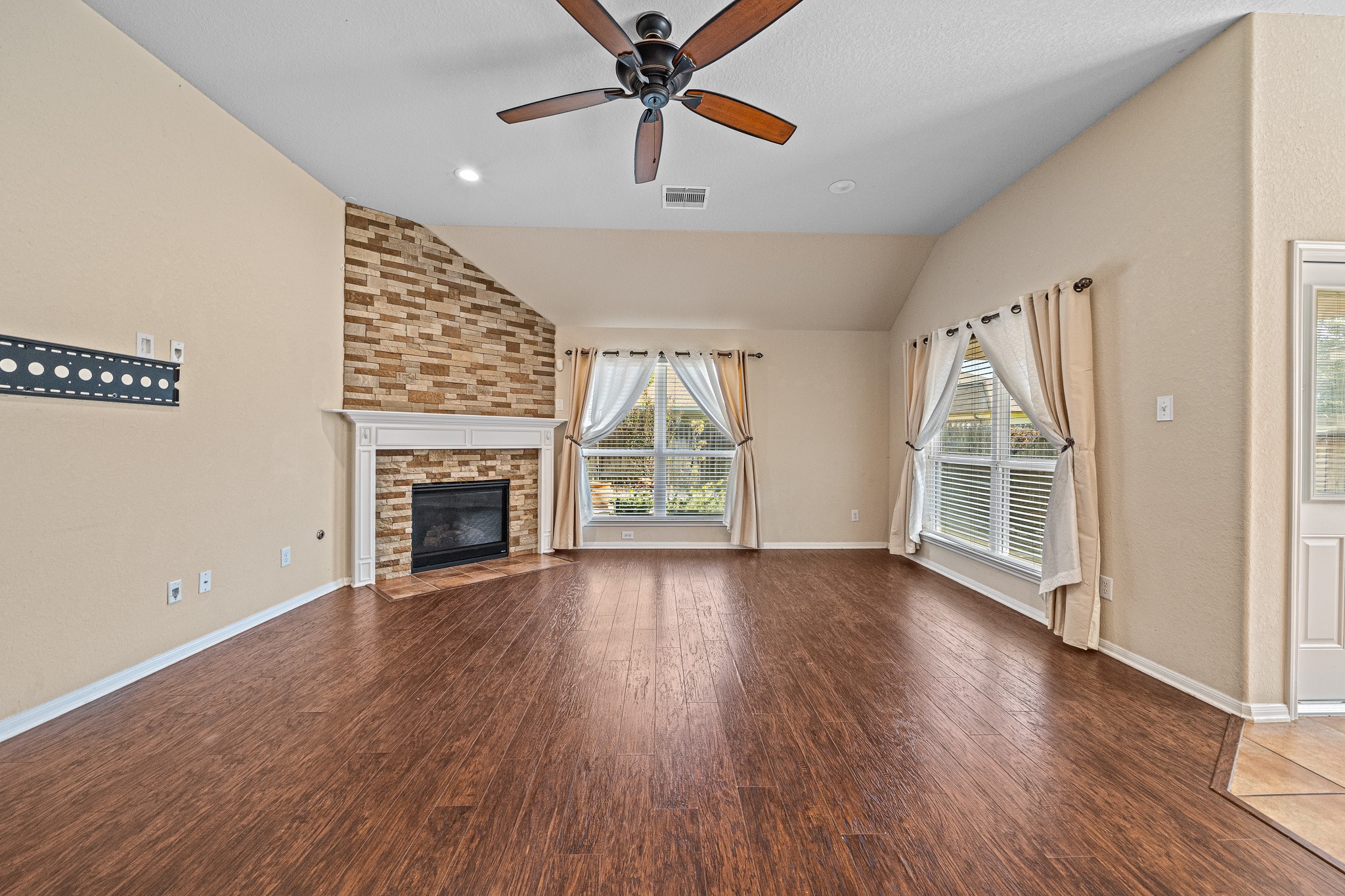 13914 Juniper Bend Lane Property Photo 17