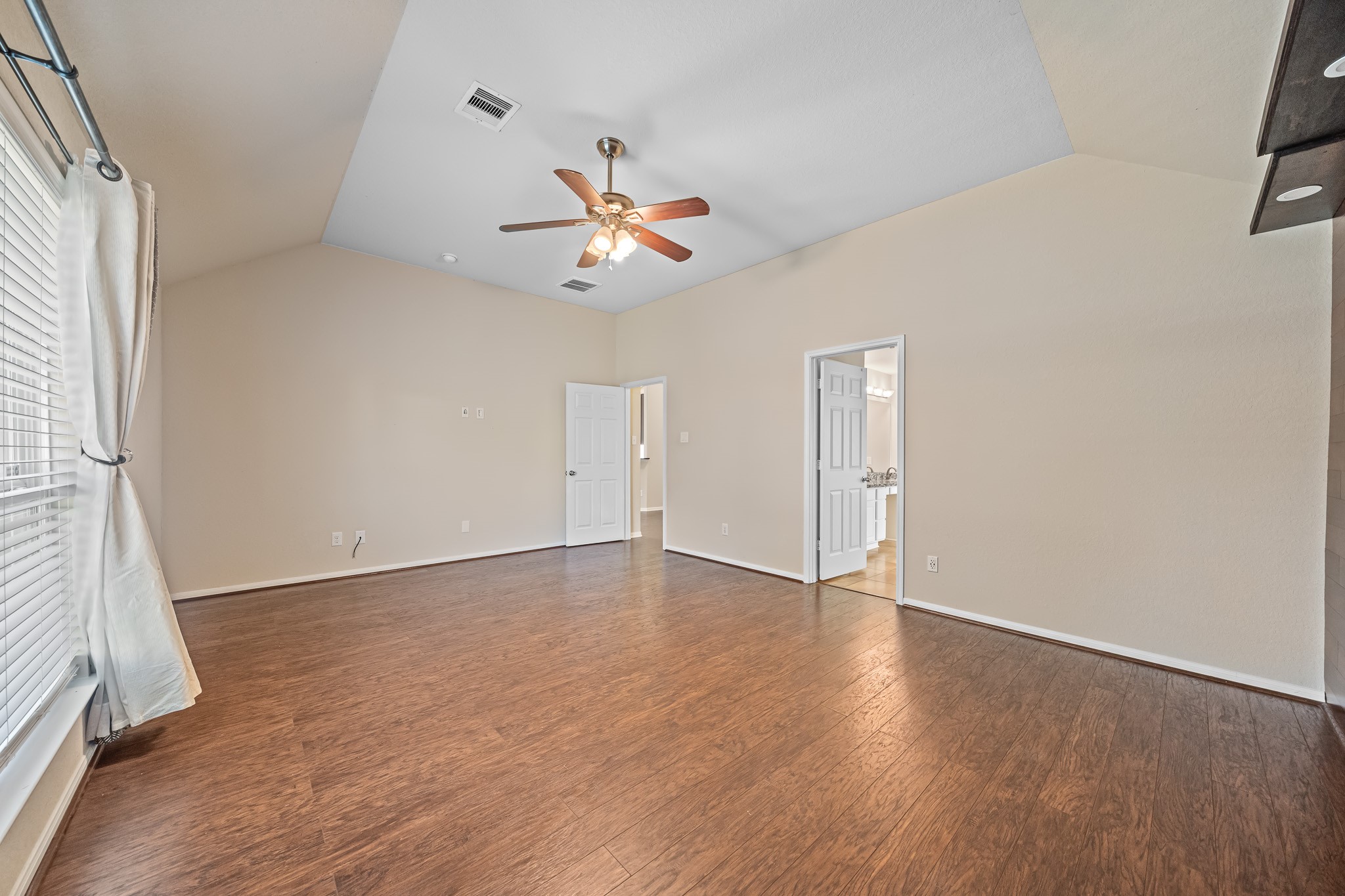 13914 Juniper Bend Lane Property Photo 26