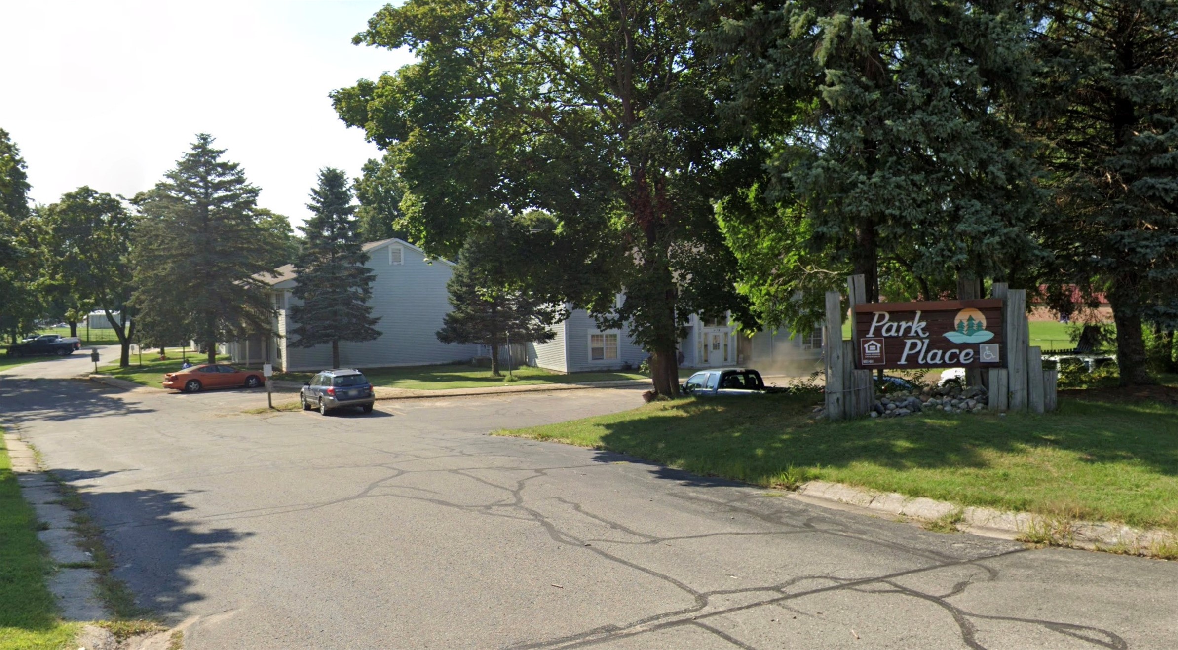 415 N State St Property Photo