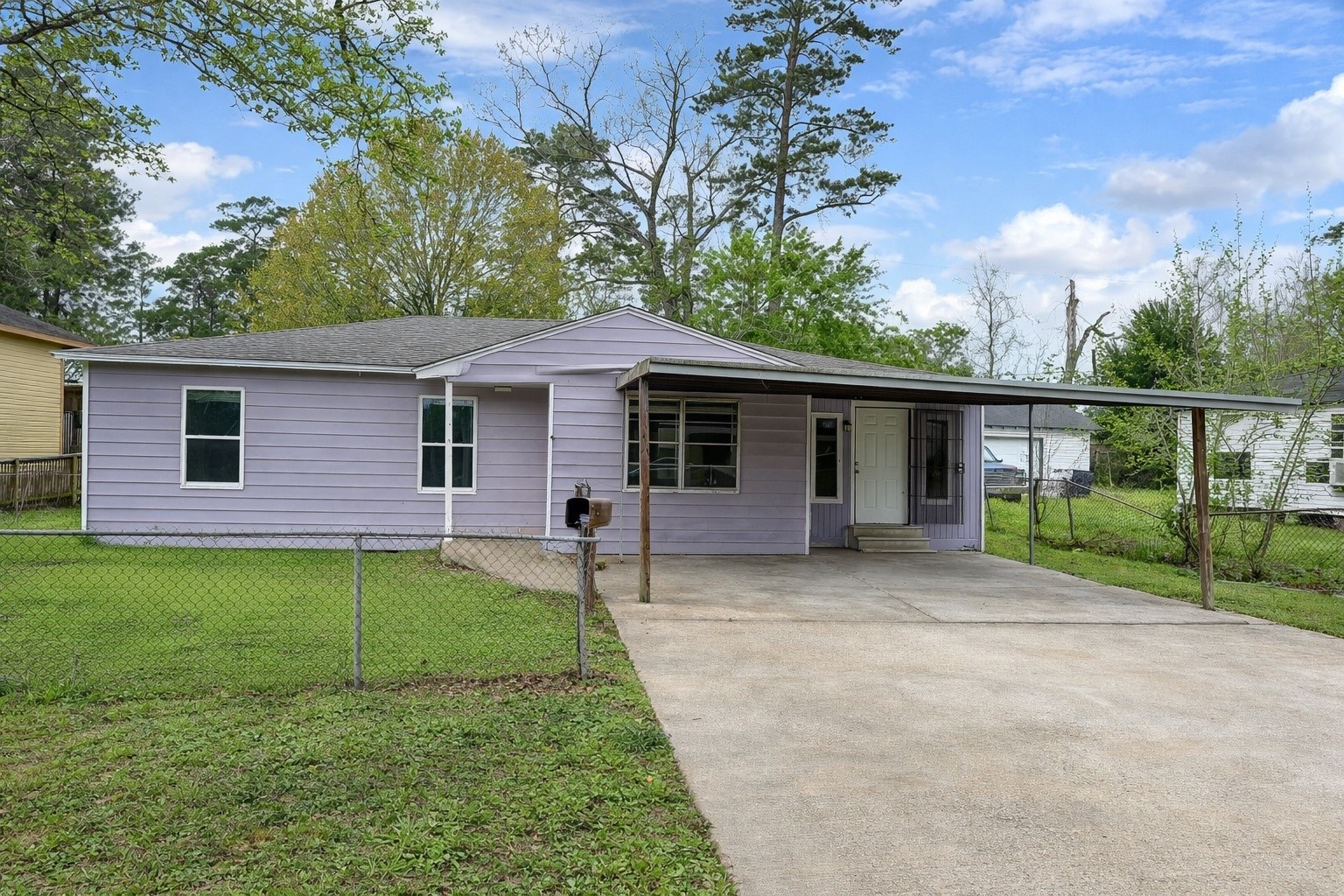 10341 Caxton Street Property Photo