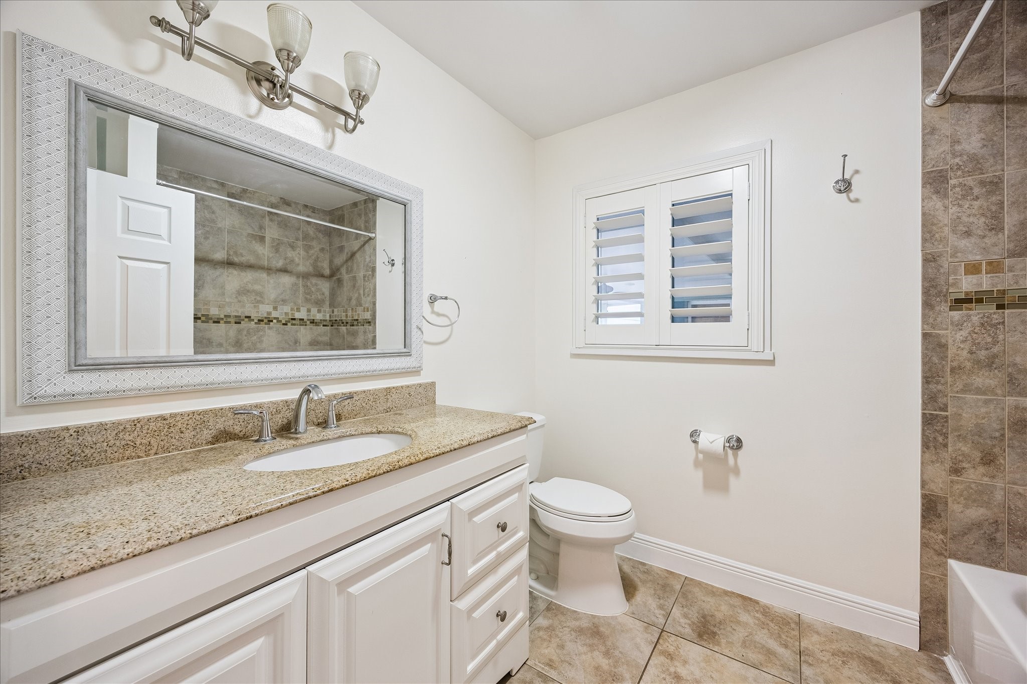 1413 Waseca Street Property Photo 13