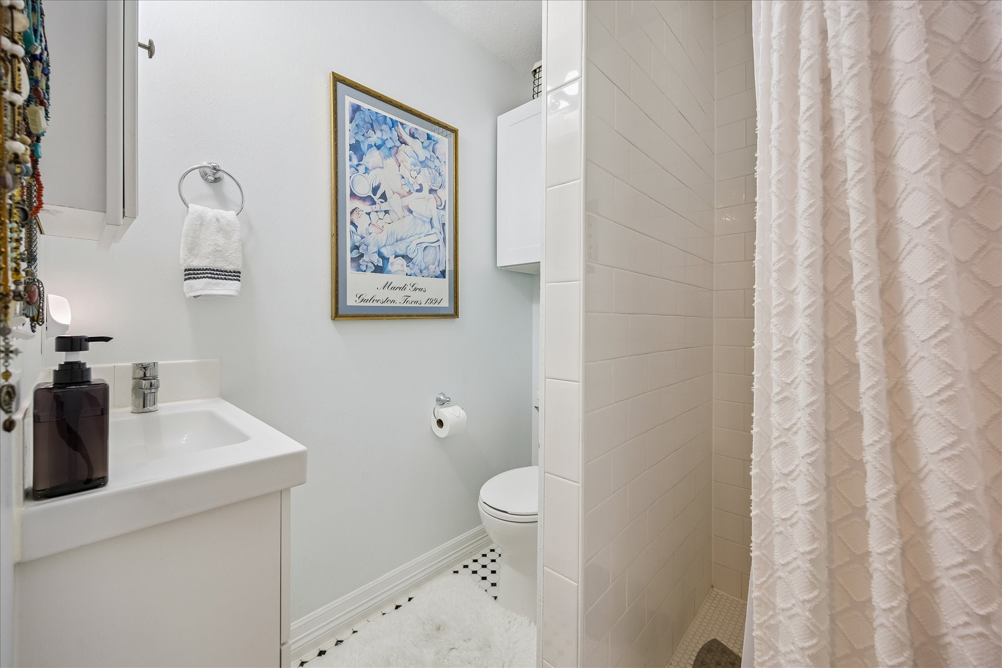1413 Waseca Street Property Photo 22