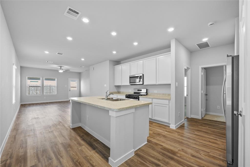 16995 Pandora Way Property Photo 4