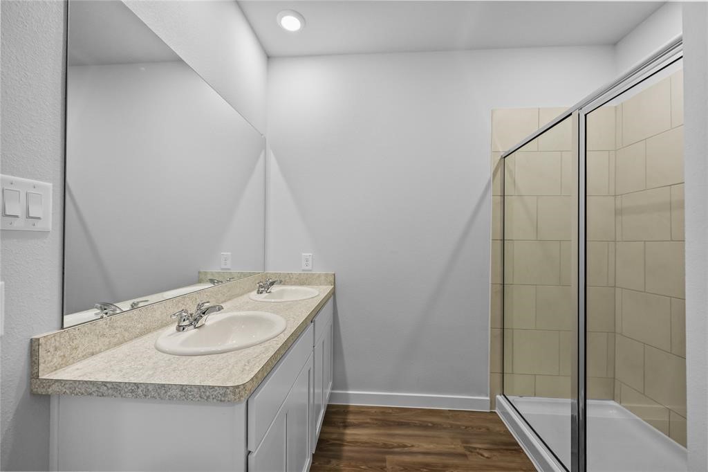 16995 Pandora Way Property Photo 12