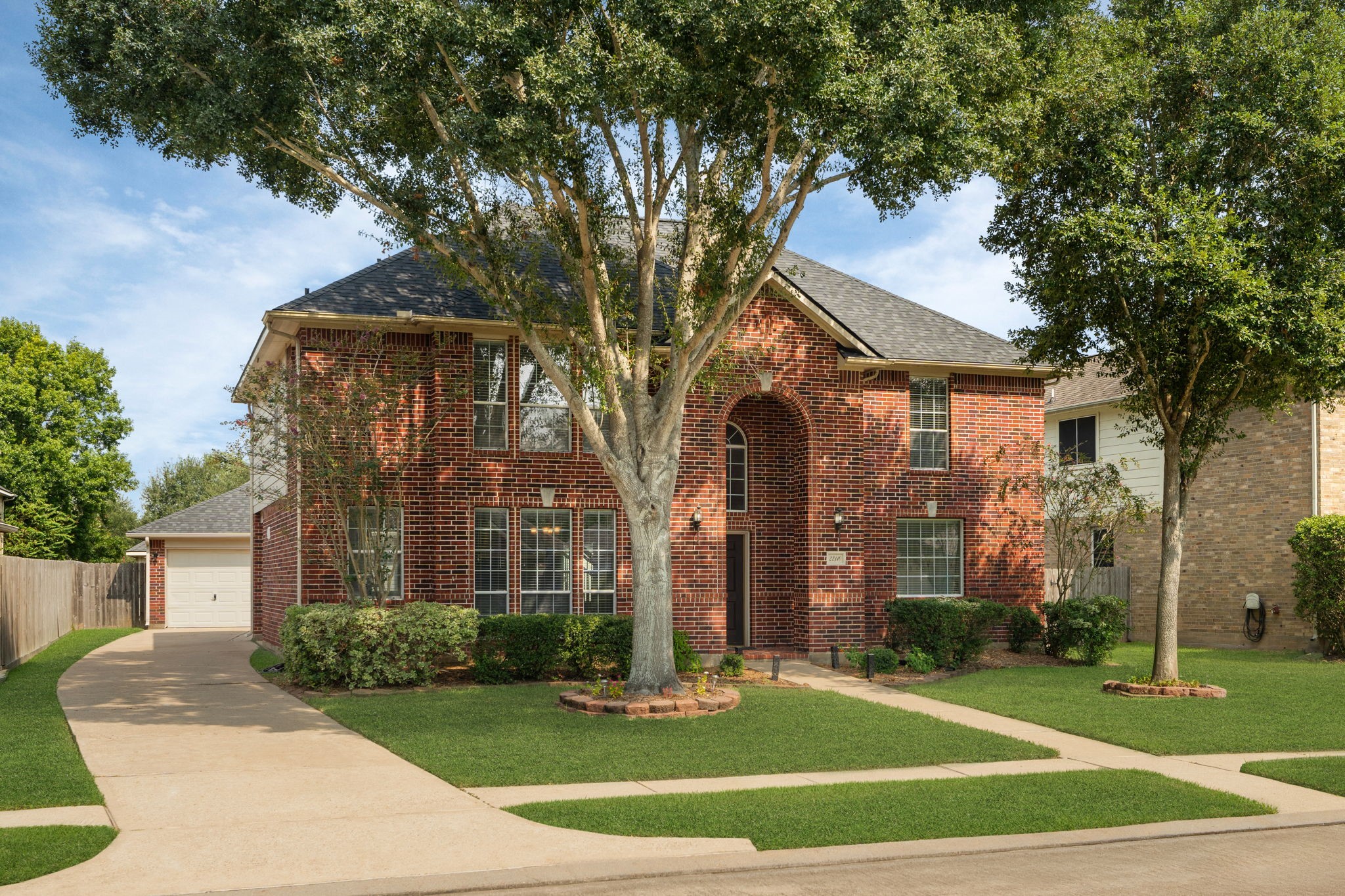 22110 Emerald Run Lane Property Photo 2