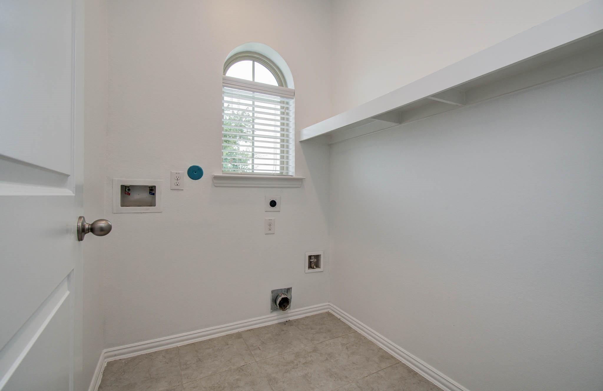 3730 Bach Street Property Photo 7