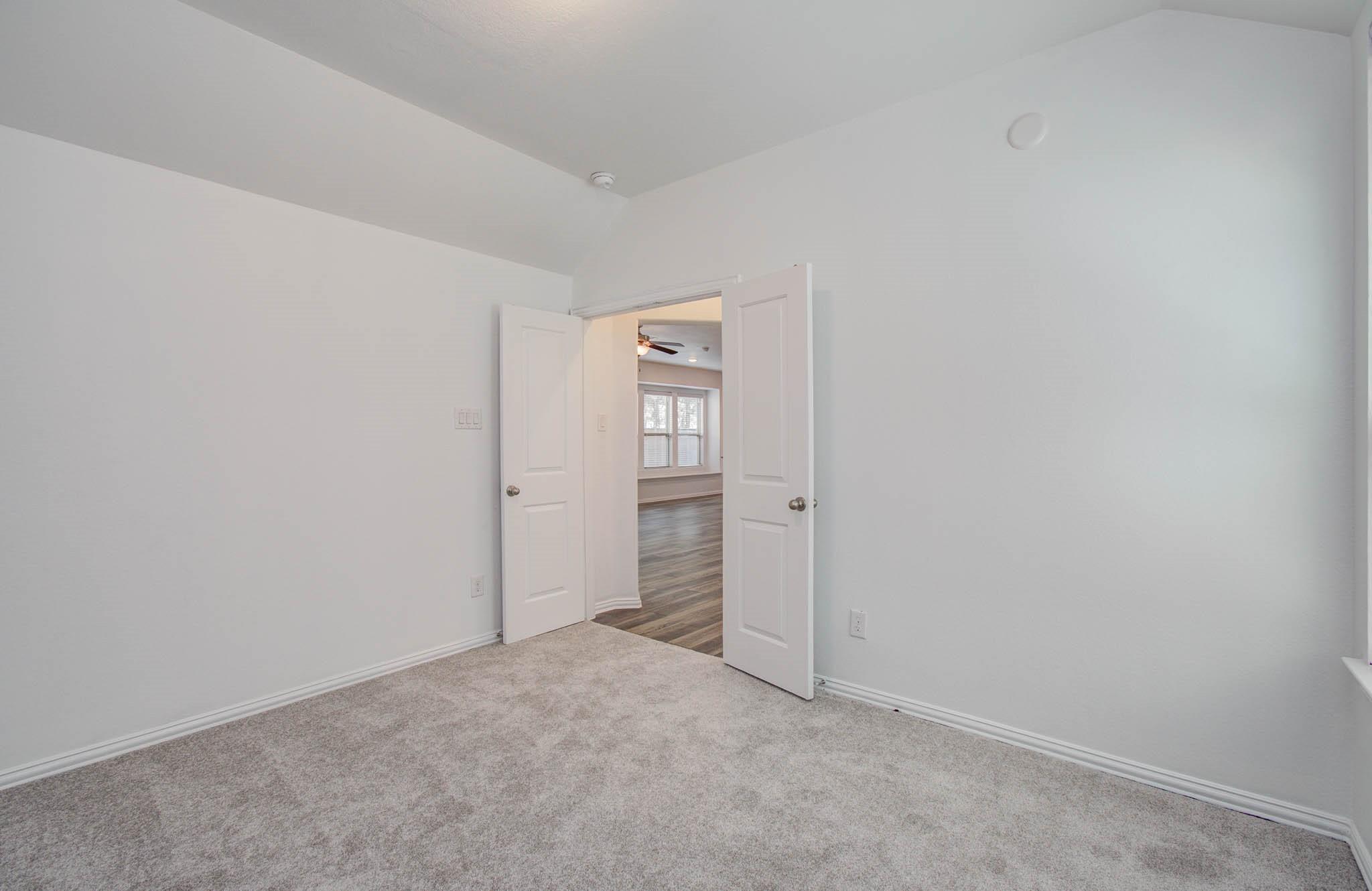 3730 Bach Street Property Photo 25