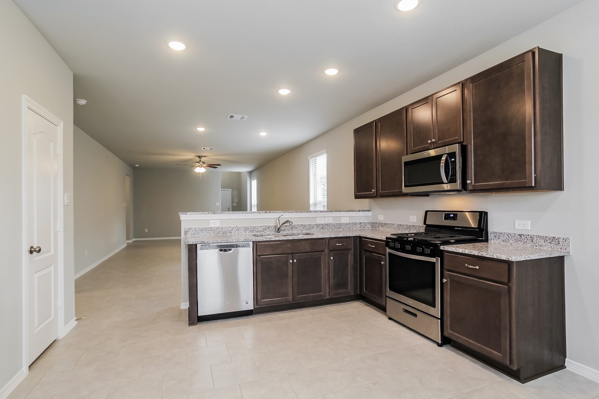 25726 Northpark Palm Drive Property Photo 7