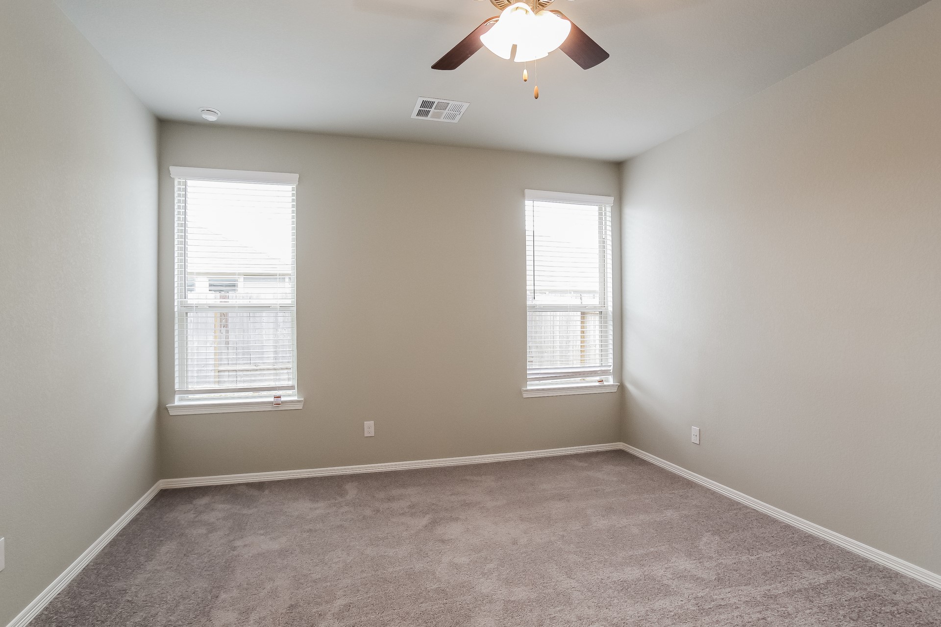 25726 Northpark Palm Drive Property Photo 10
