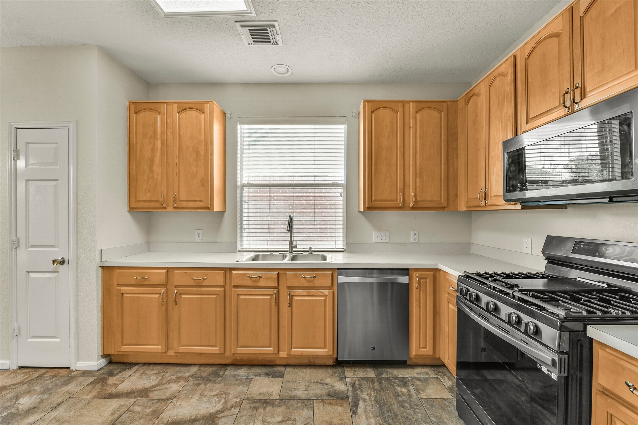 2712 Sunnyside Lane Property Photo 11