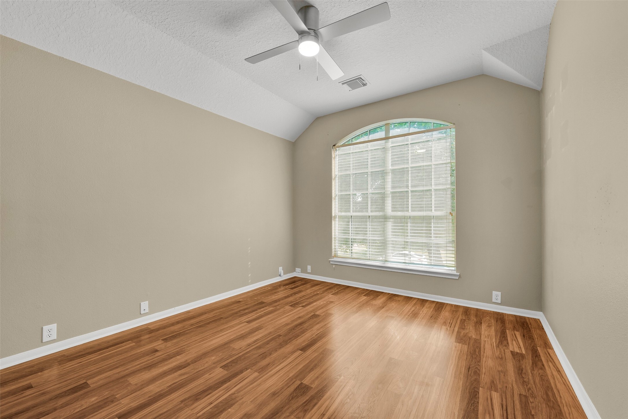 2712 Sunnyside Lane Property Photo 30