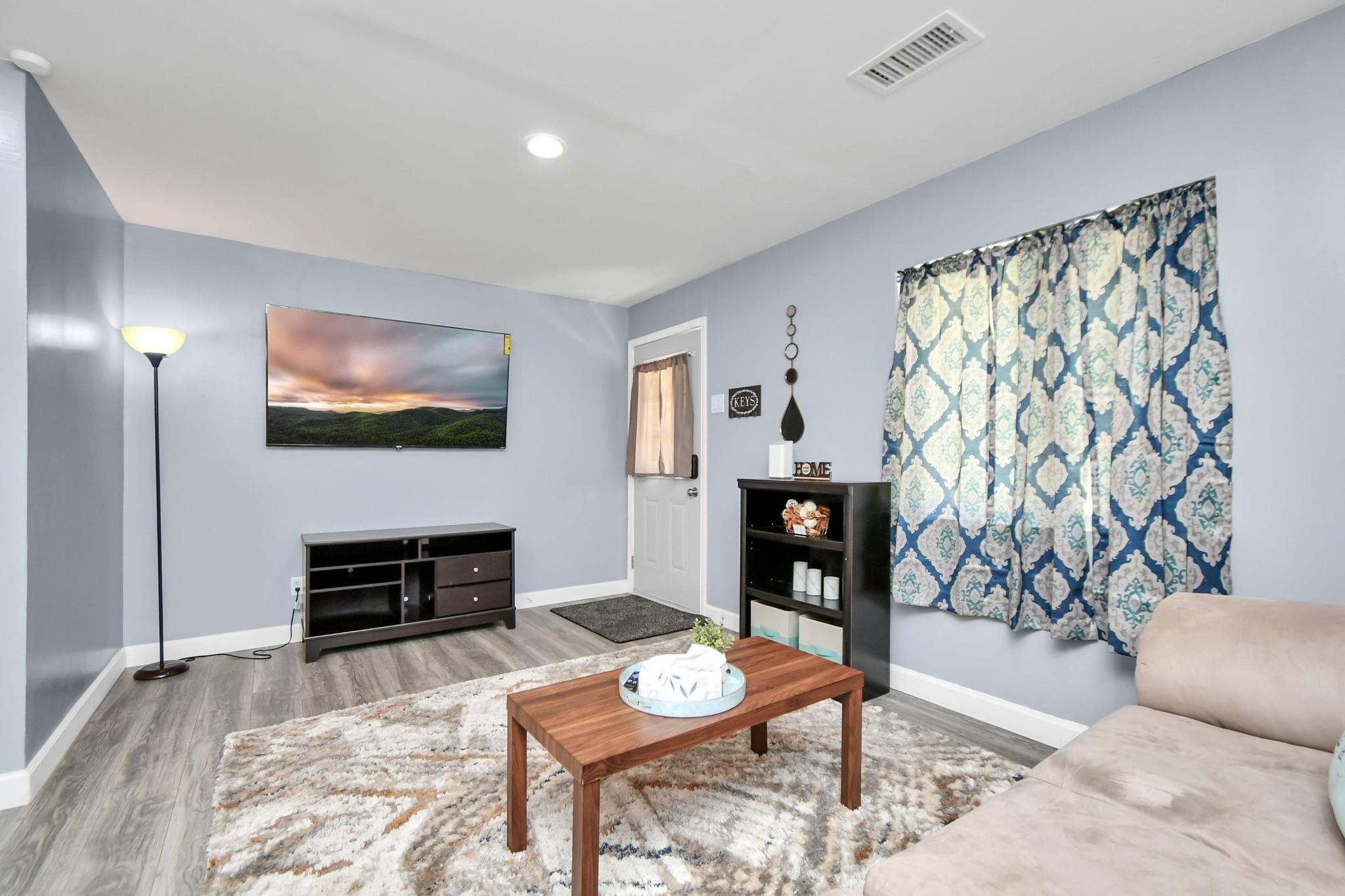 3401 Nathaniel Brown Street Property Photo 4