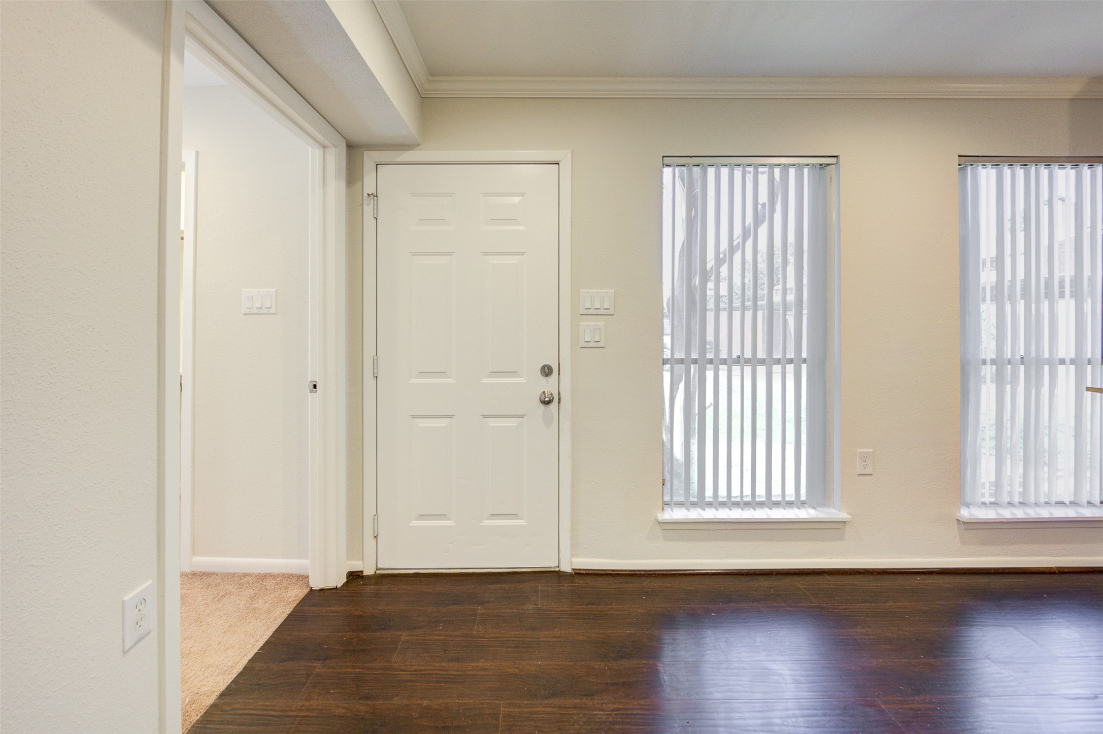 1917 Augusta Drive 18 Property Photo 6