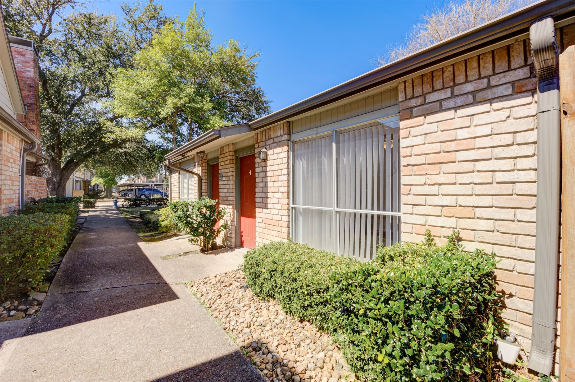 1917 Augusta Drive 18 Property Photo 24