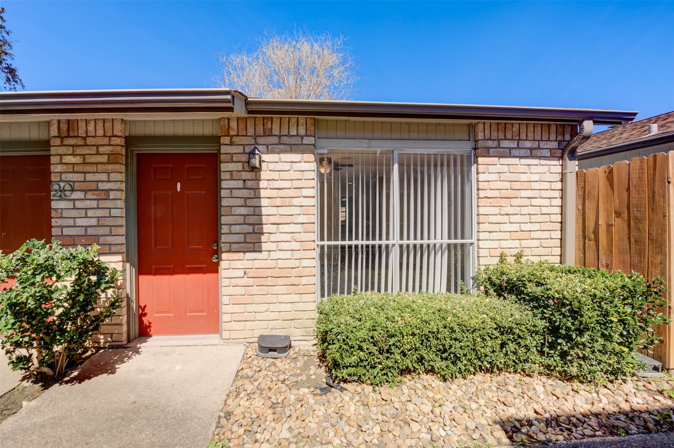 1917 Augusta Drive 18 Property Photo 25