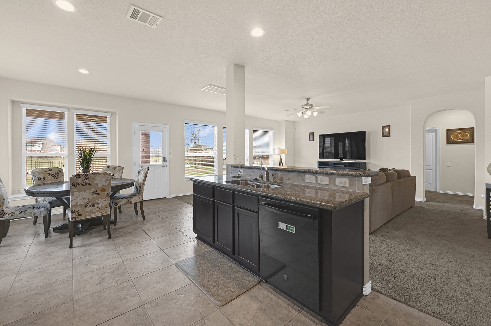 9915 Bezeled Circle Lane Property Photo 10