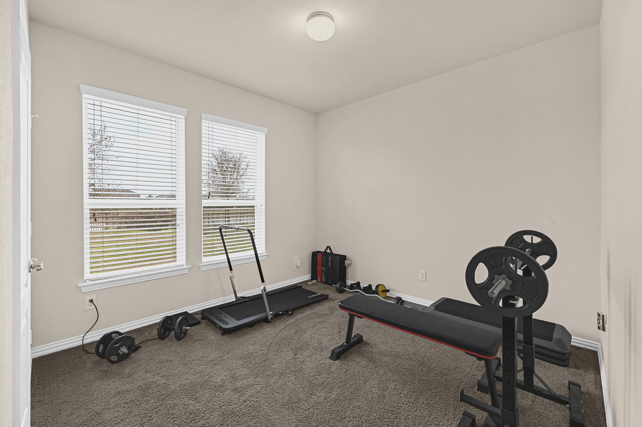 9915 Bezeled Circle Lane Property Photo 11