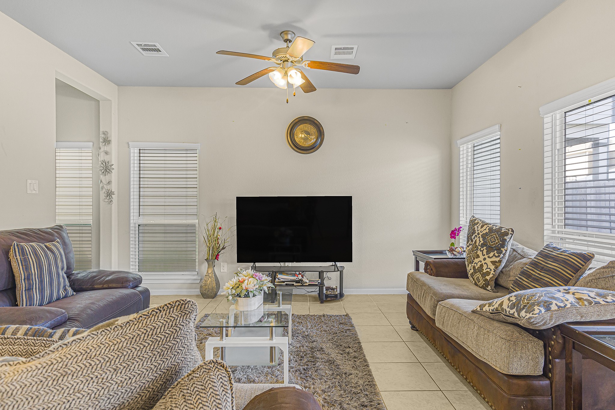 104 Camelot Place Court Property Photo 6