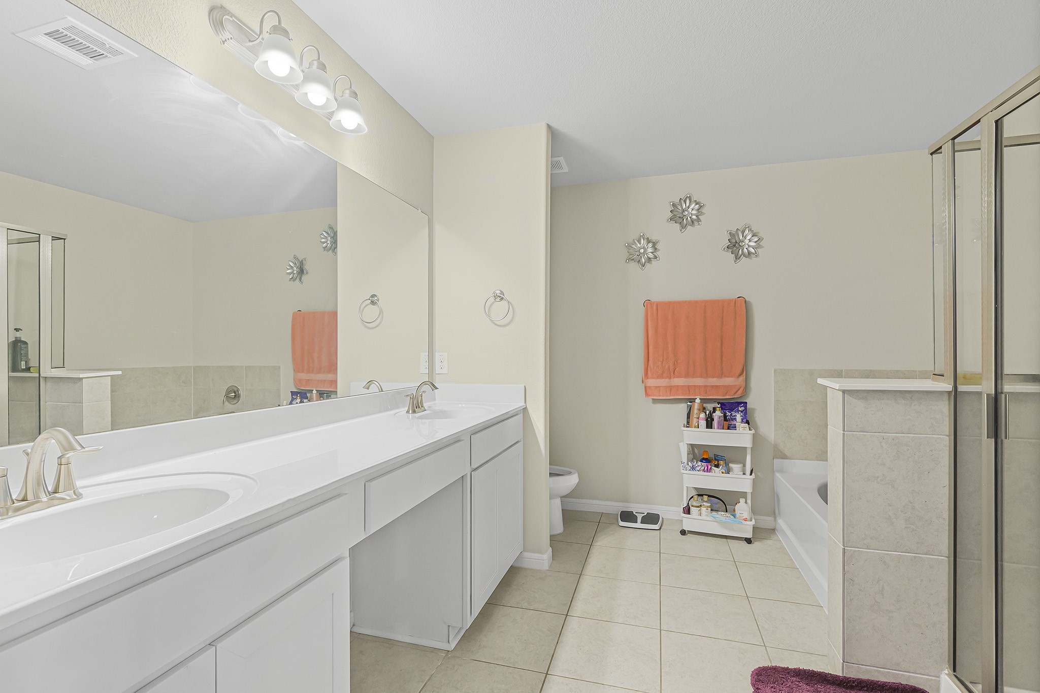 104 Camelot Place Court Property Photo 13