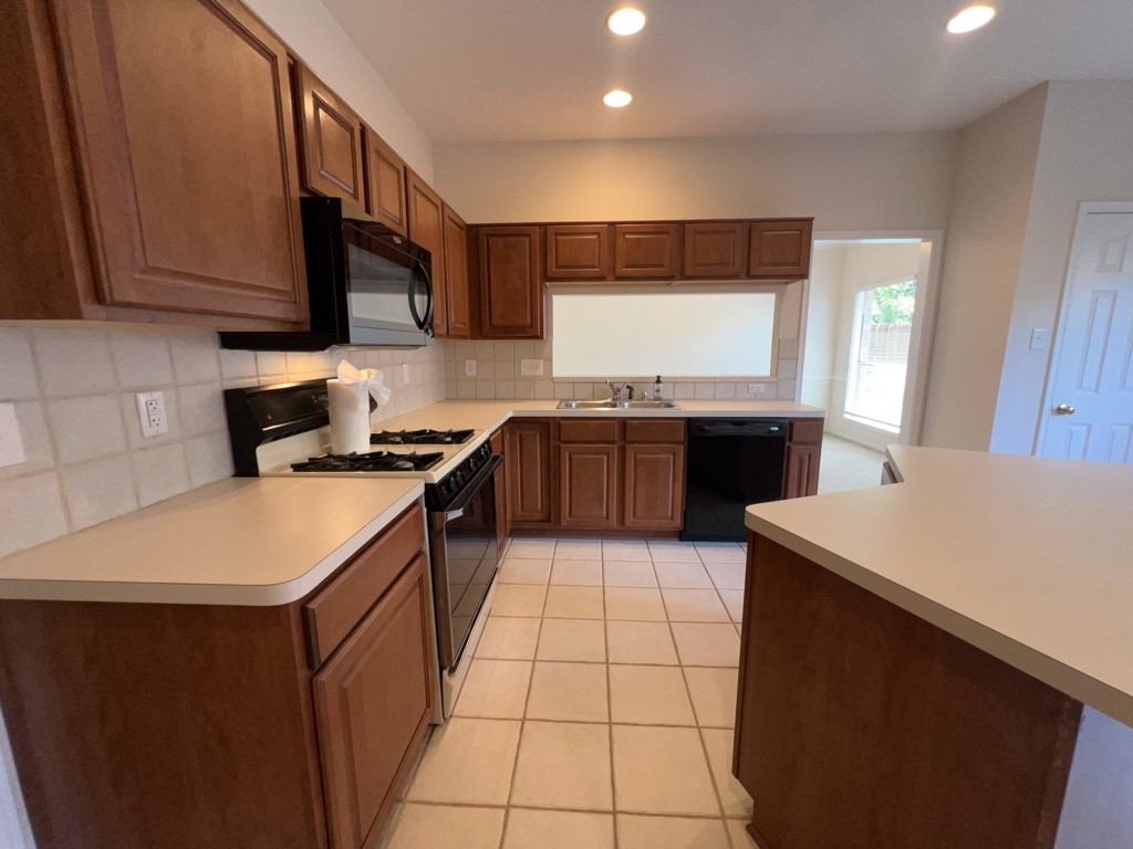 2136 Gemini Street Property Photo 11